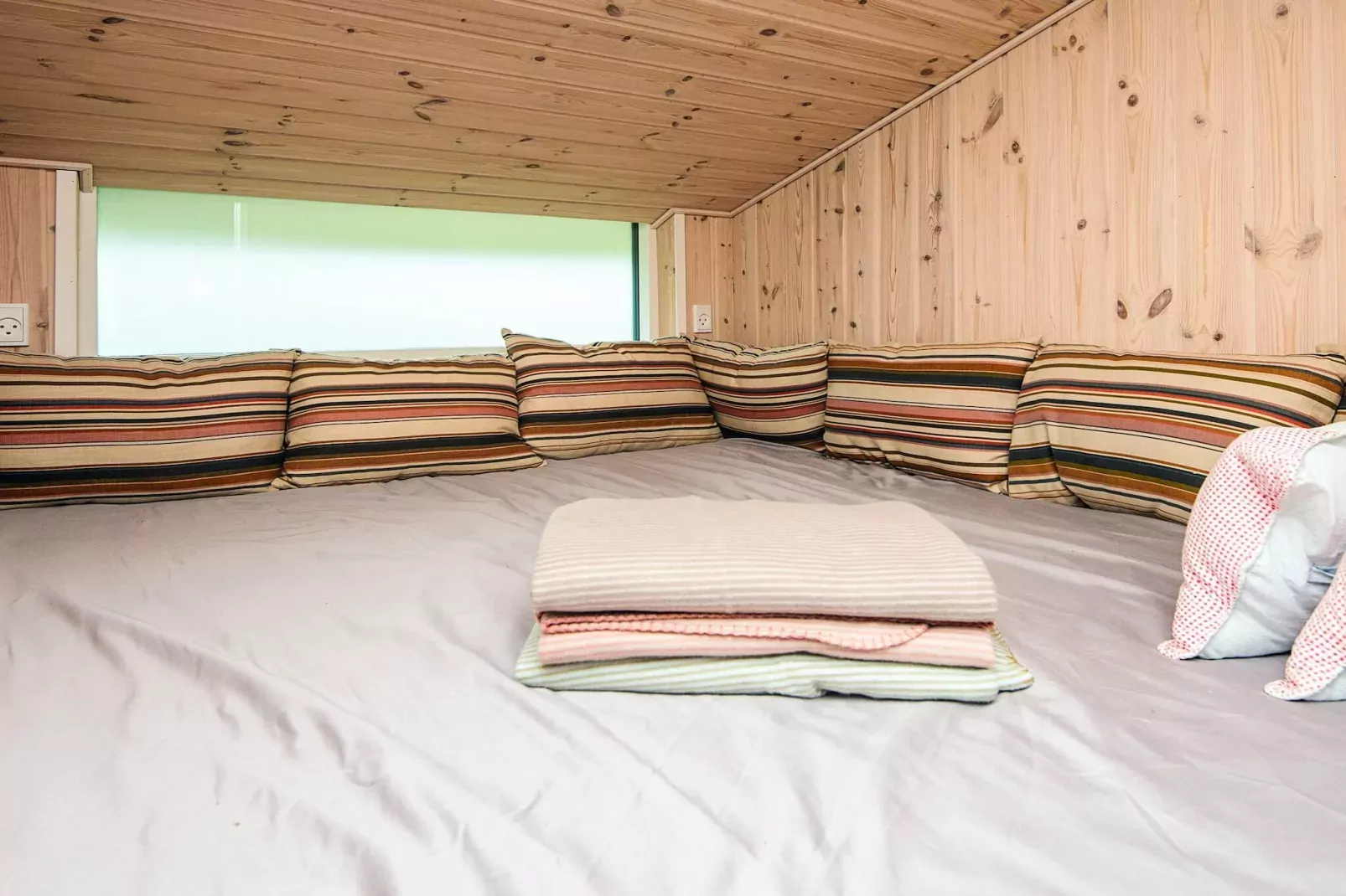 6 person holiday home in Ulfborg-Indoor