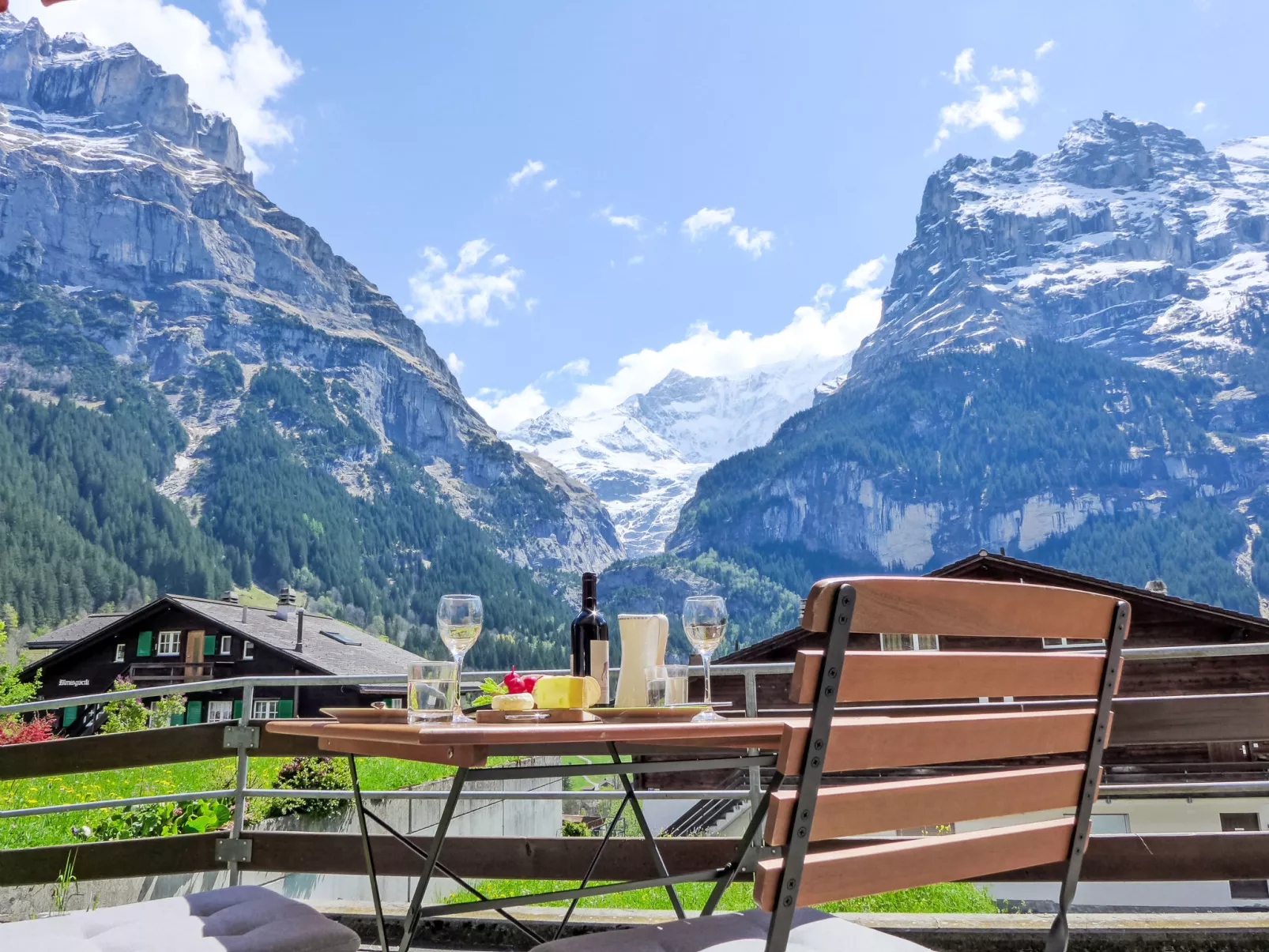 Chalet Almis-Bödeli-Draußen