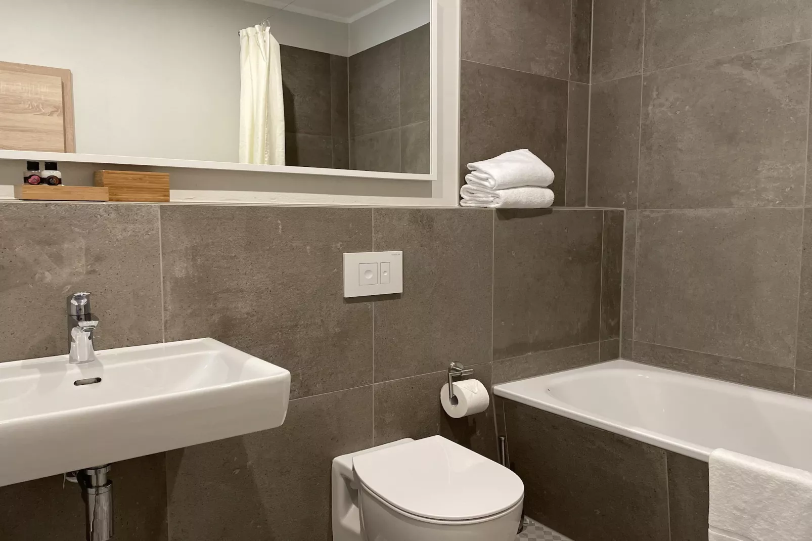 Moderne Ferienwohnung 3-Bathroom