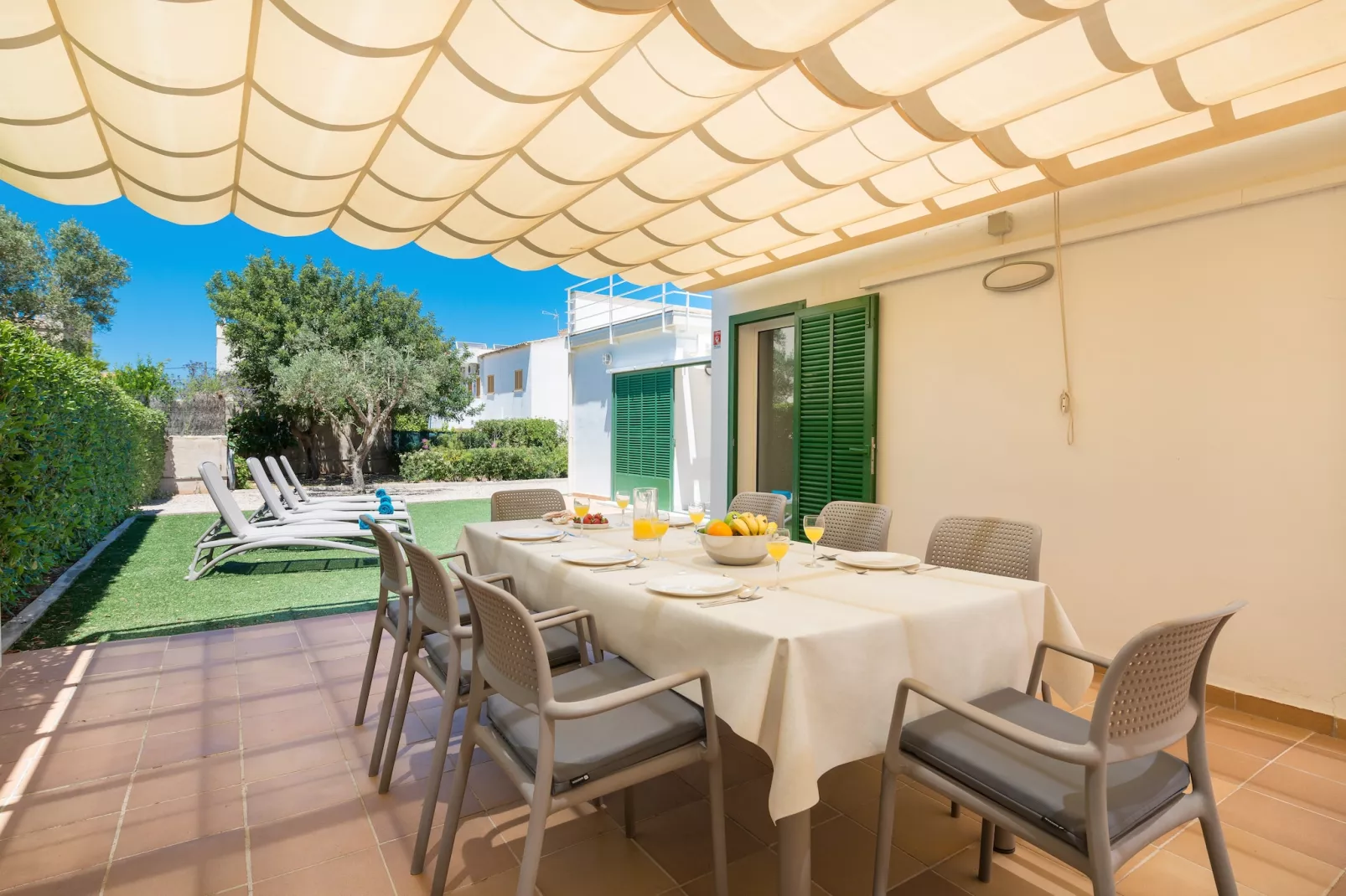 Can Roig (caldes)-Salle à manger