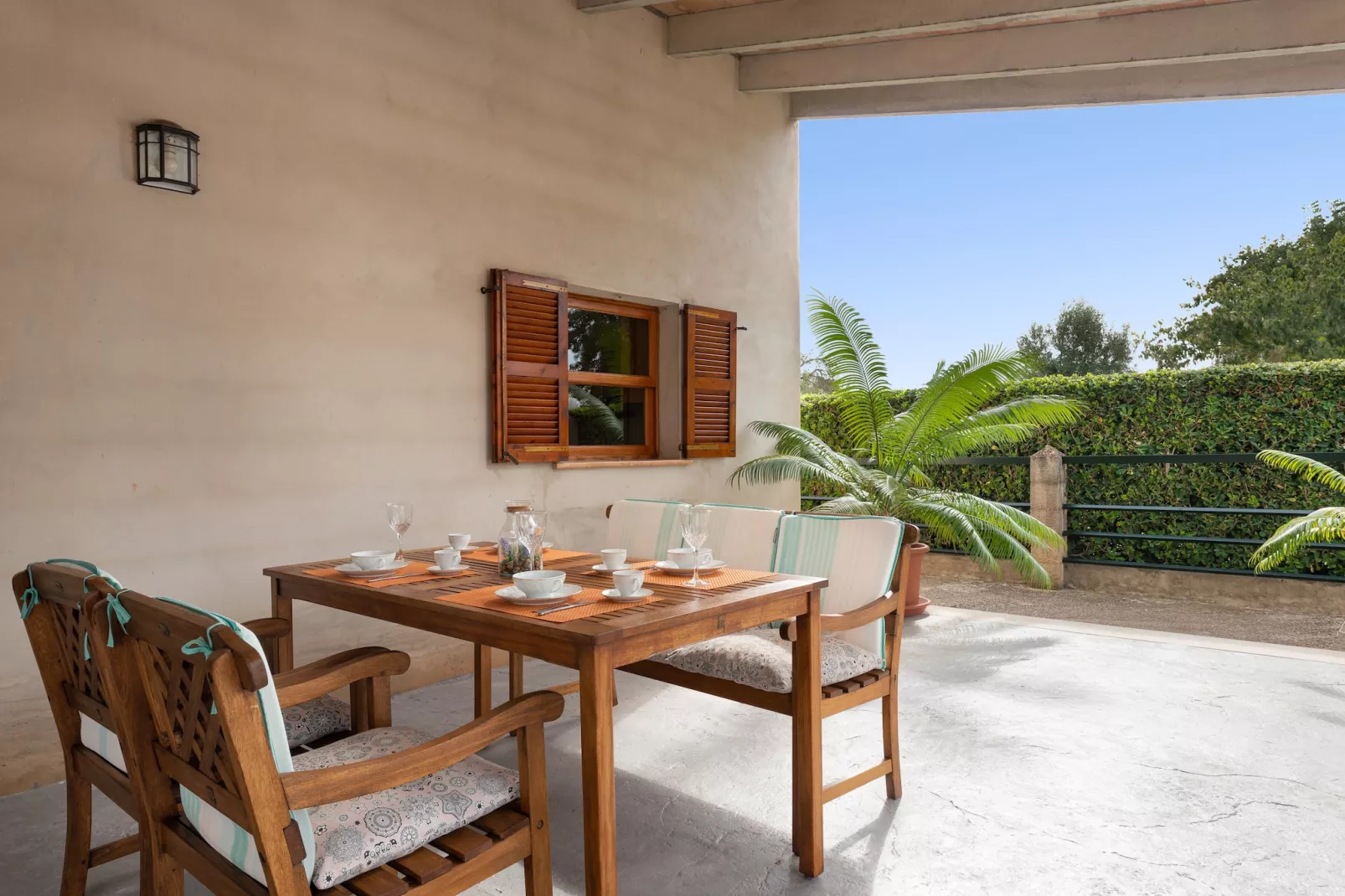 Son Rossinyol-Exterior summer