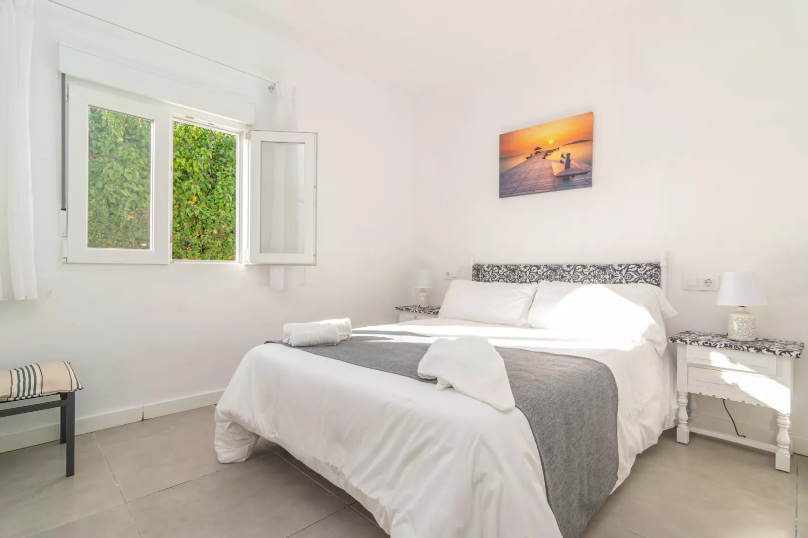 Casa Blanca (port D'alcudia)-Image-tags.
