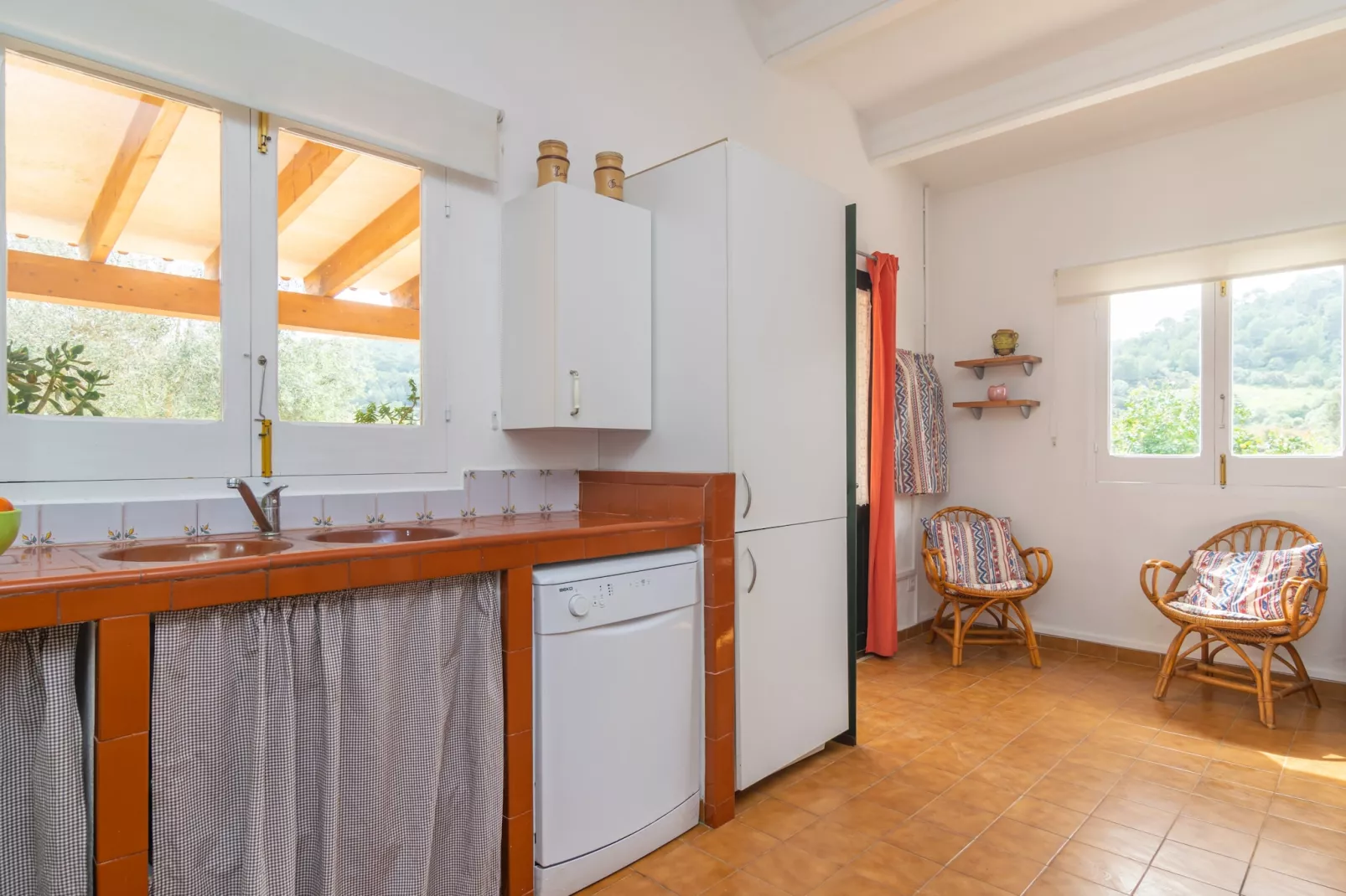 Casa Dina-Image-tags.