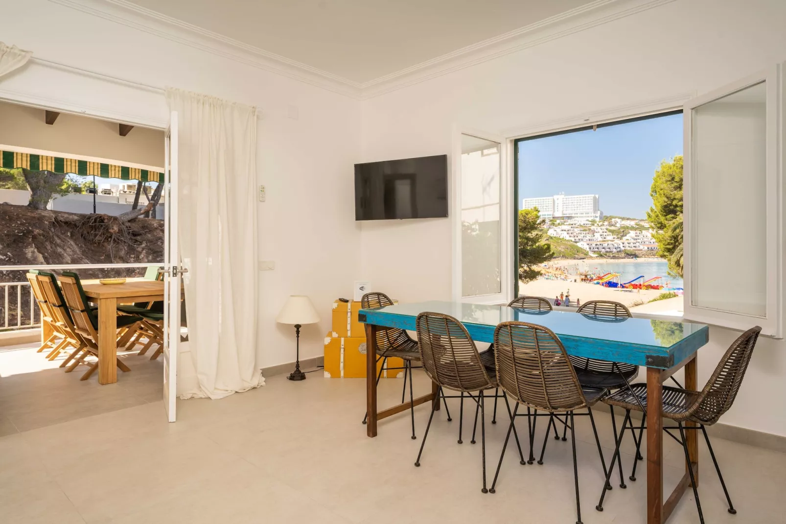 Villa Arena-Dining room