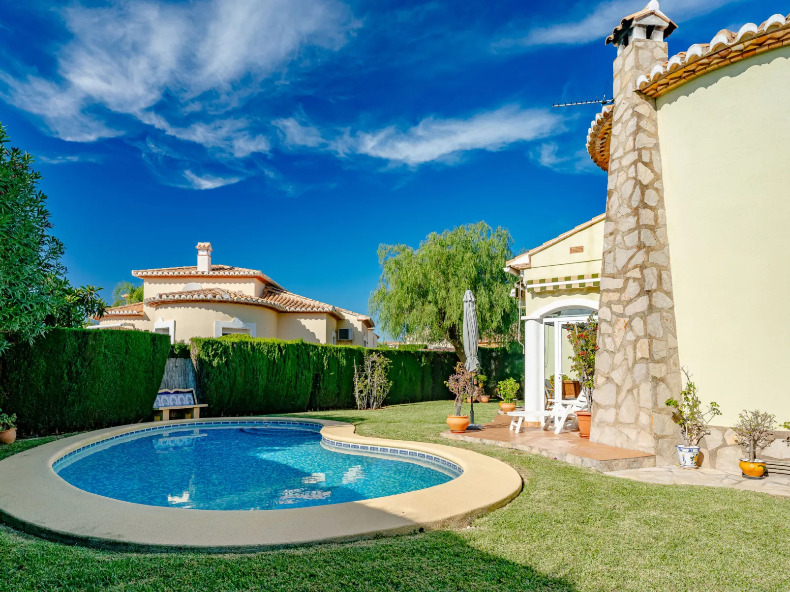 Maison Xoriguer-Outside