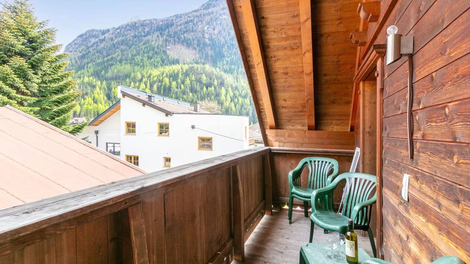 Schweizerhof Apfelrose-Terrace balcony