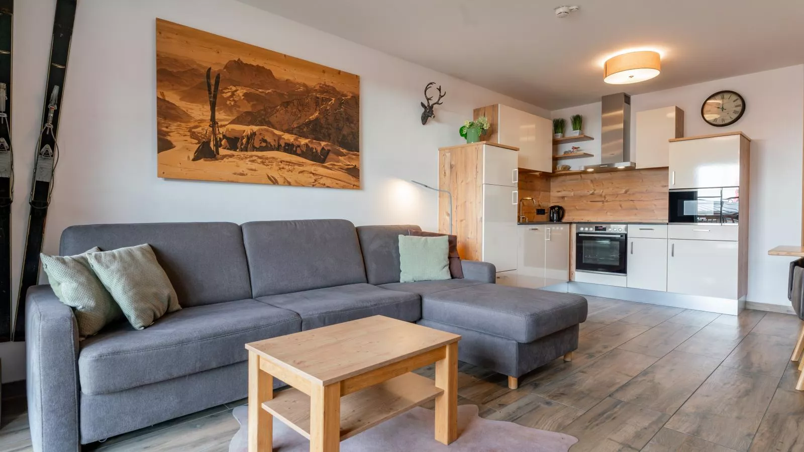 Tauern Suites Mitterwirt TOP 213-Living room