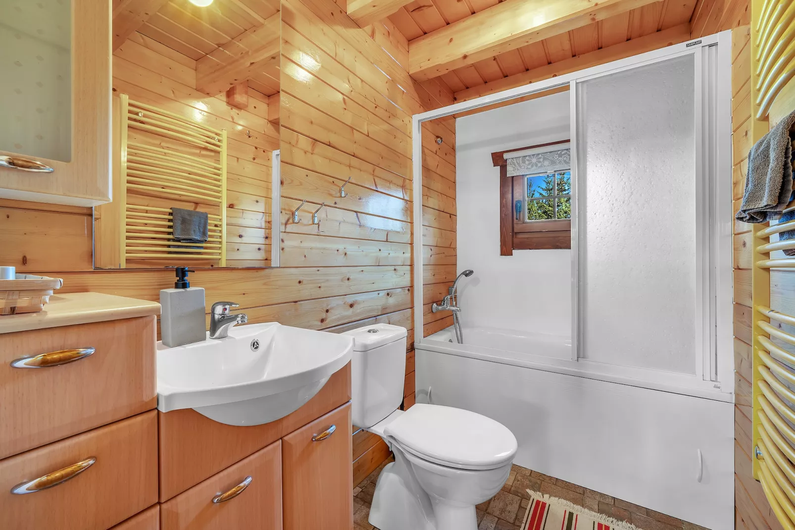 Dolni Branna KDK11208-Bathroom