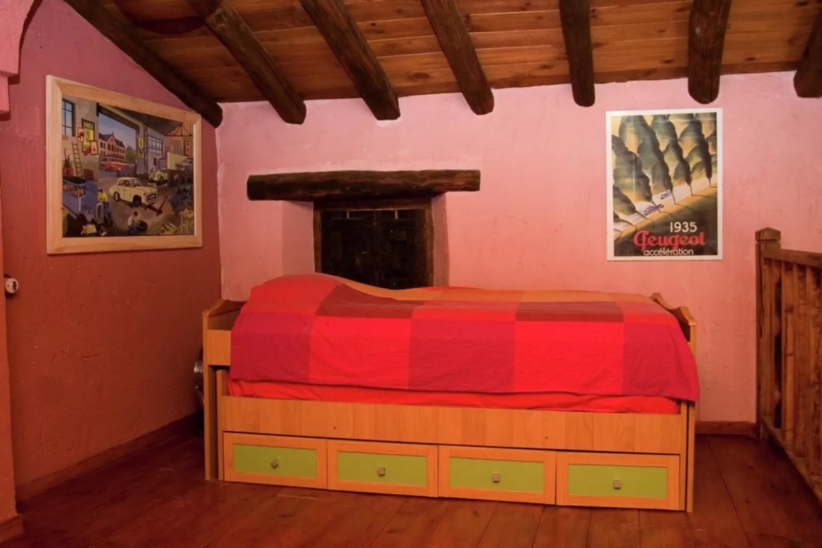 The Eagle-Bedroom