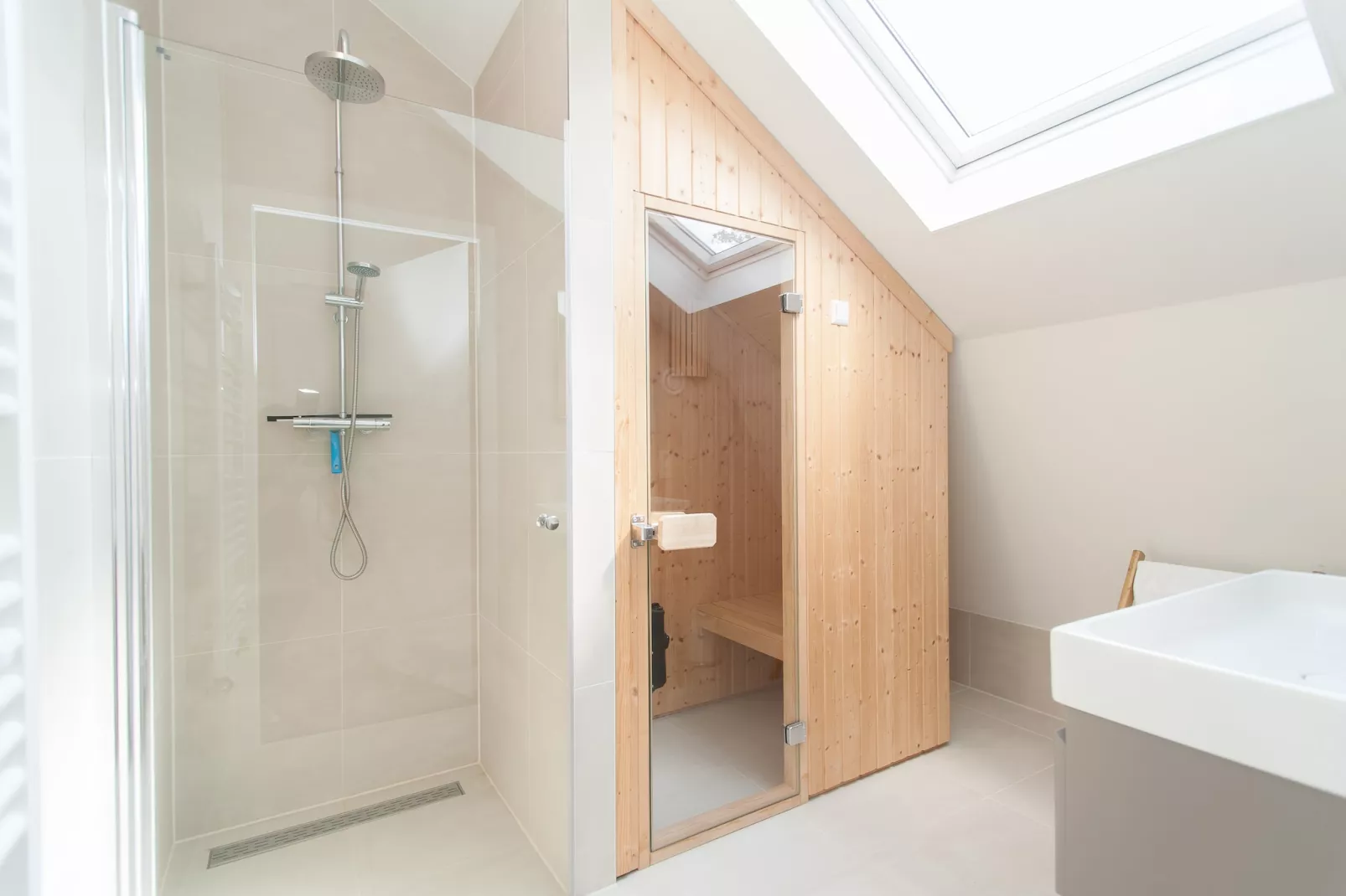 Onder de molen-Bathroom