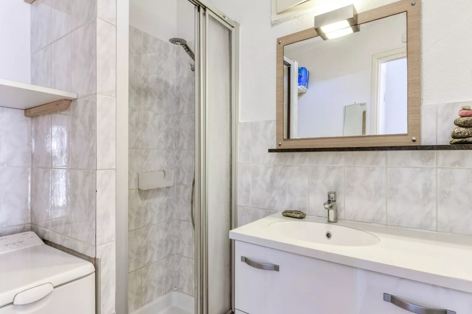 Port La Roquille N°98 - 2P6C-Badezimmer