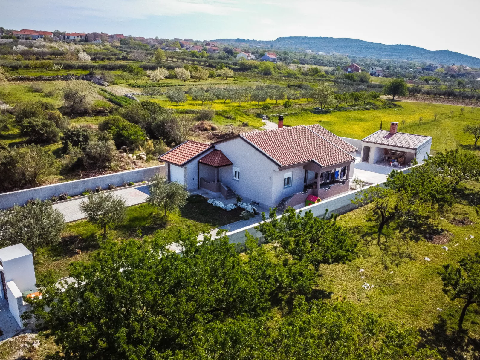 Villa Laura-Outside