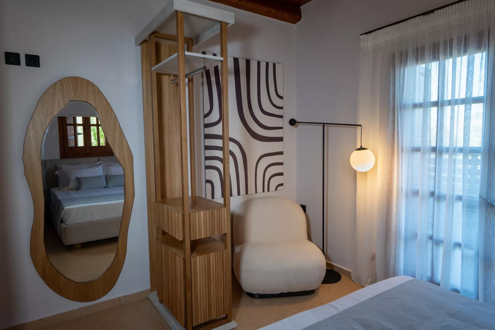 Ami Manoir-Bedroom