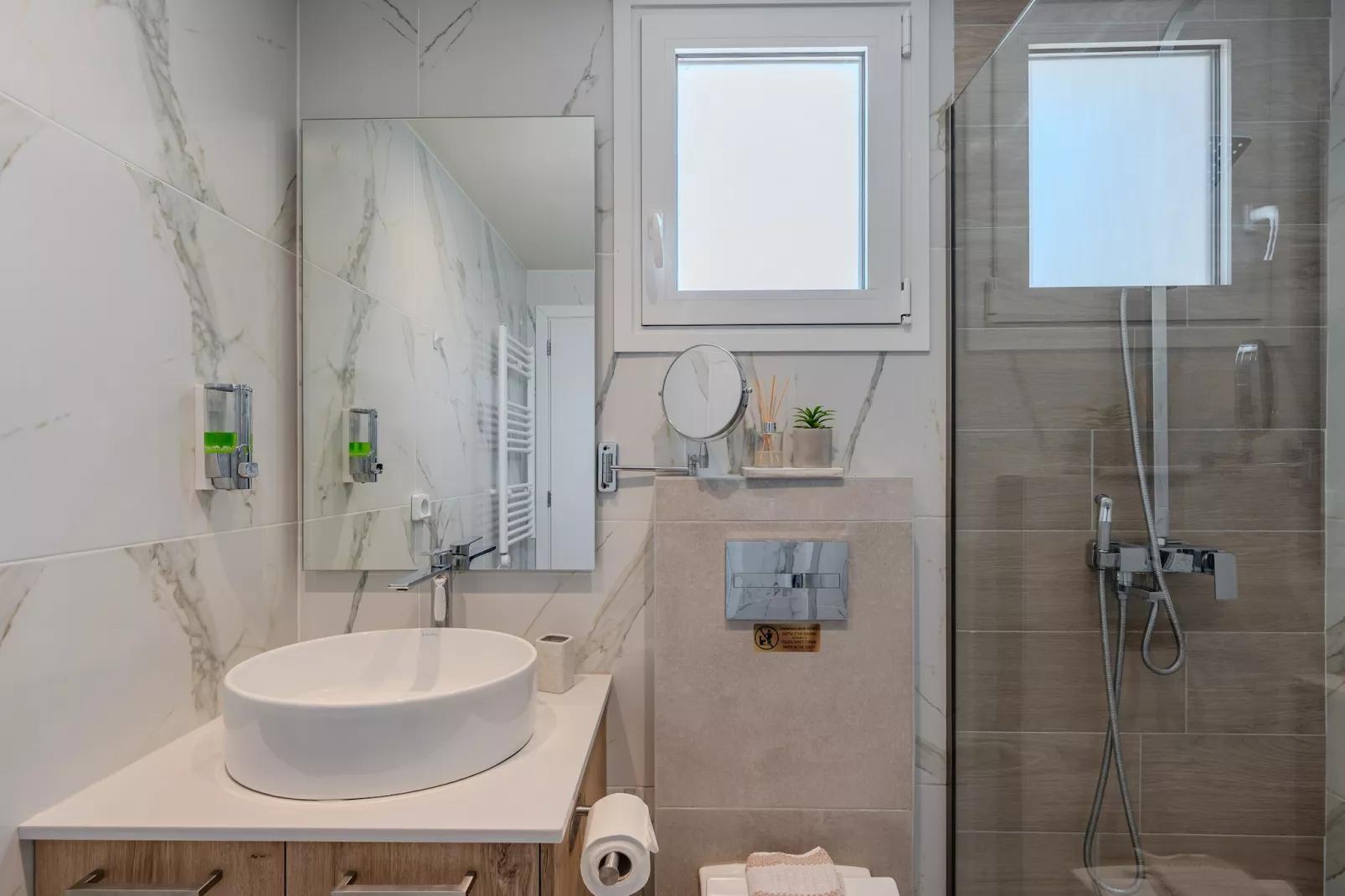 Nevelo Diamond-Bathroom