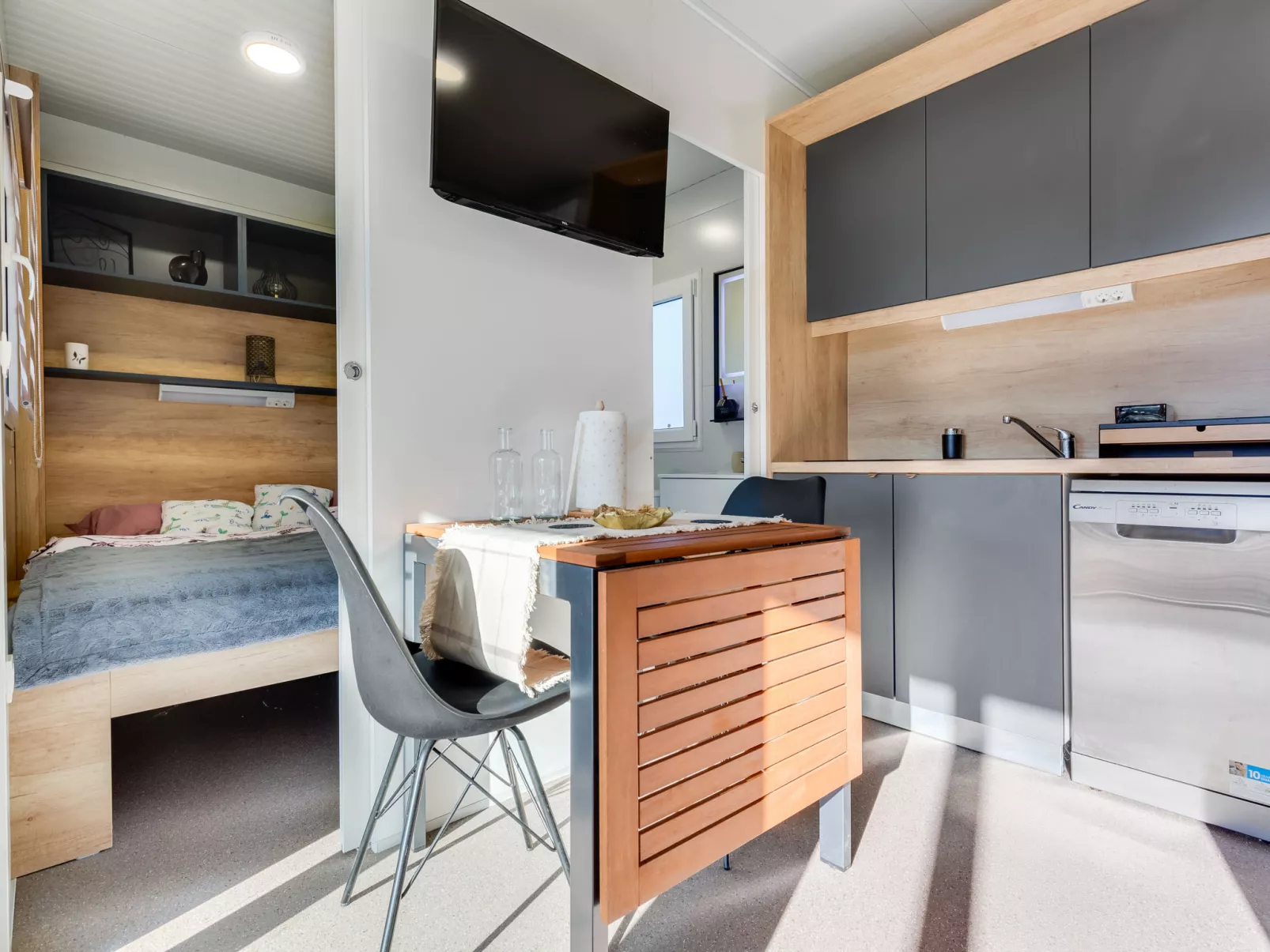 Delux Eco-Dedans