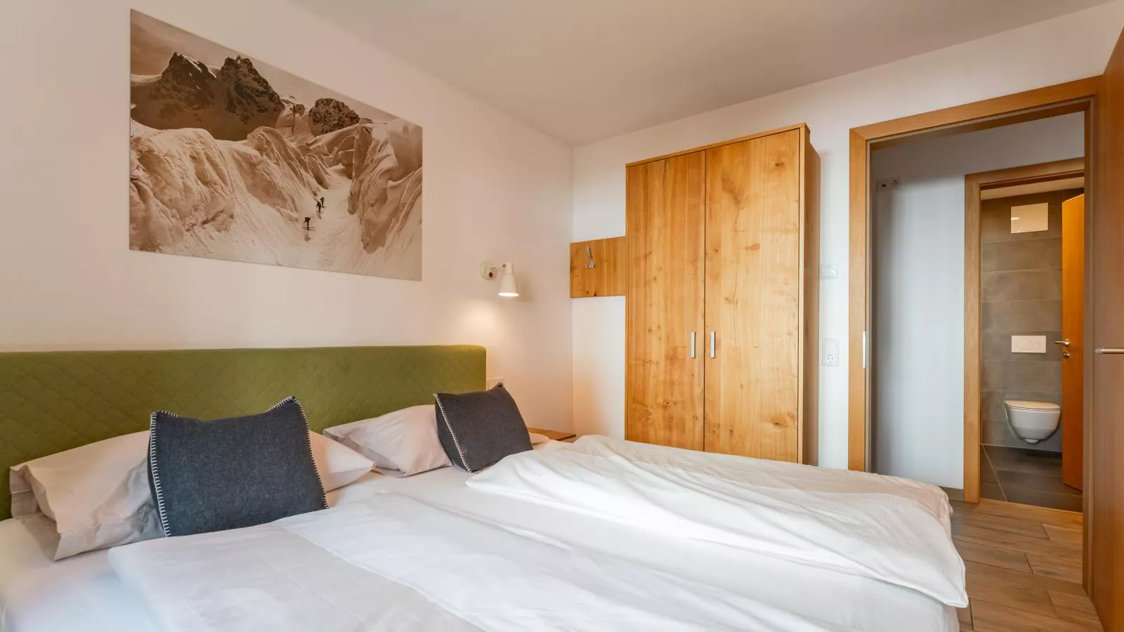 Tauern Suites Mitterwirt TOP 214-Schlafzimmer