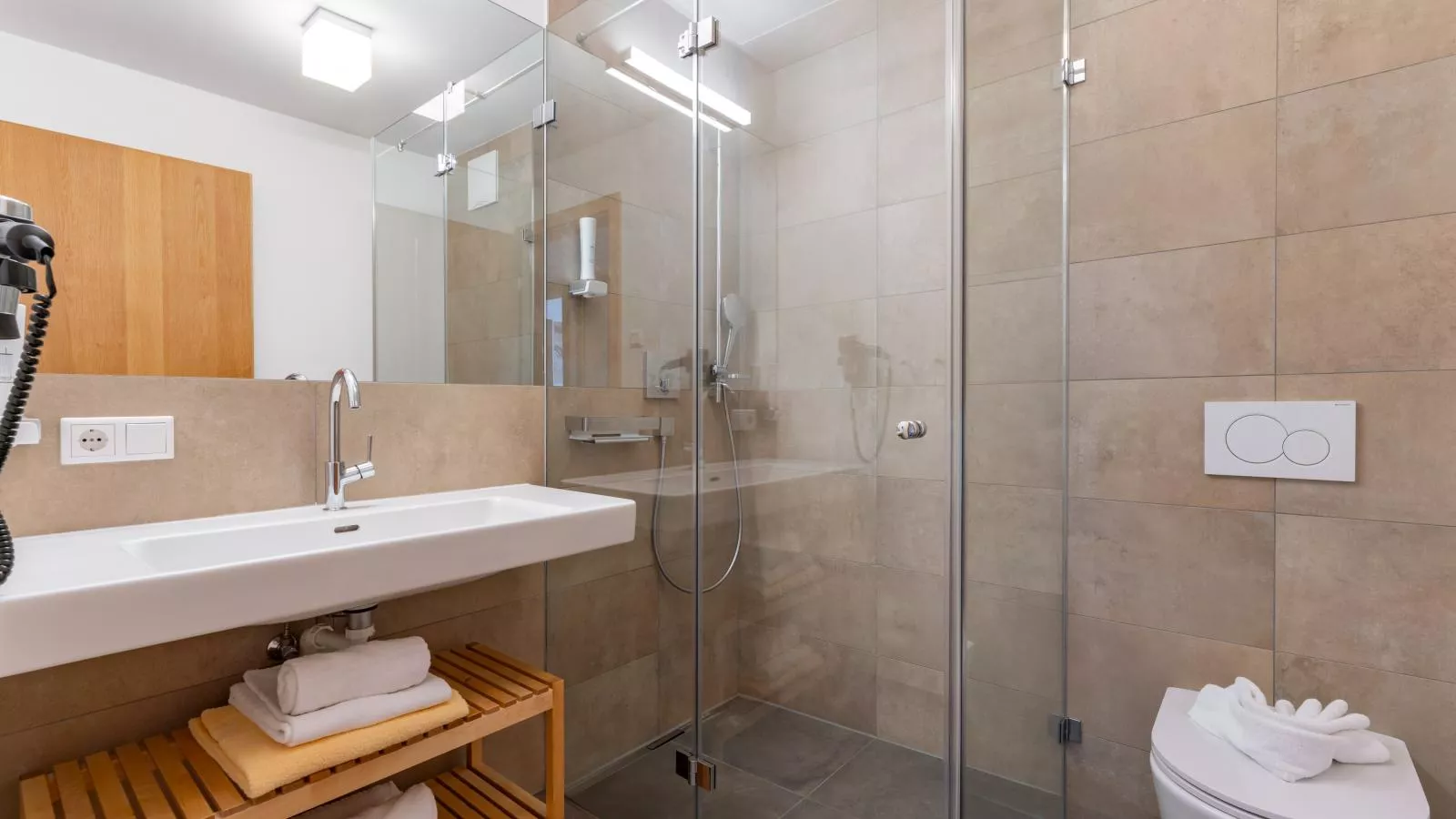 Tauernsuites Mitterwirt TOP 212-Bathroom