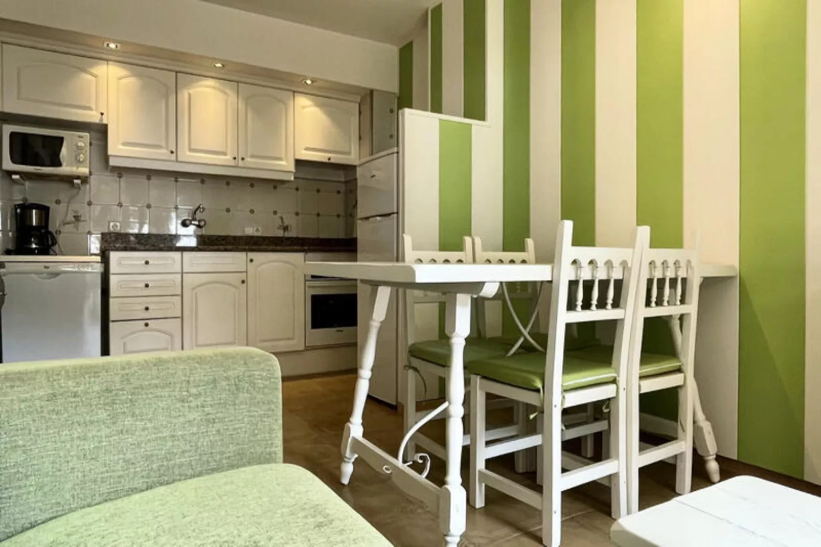 Appartements à L'Estartit-Dining room