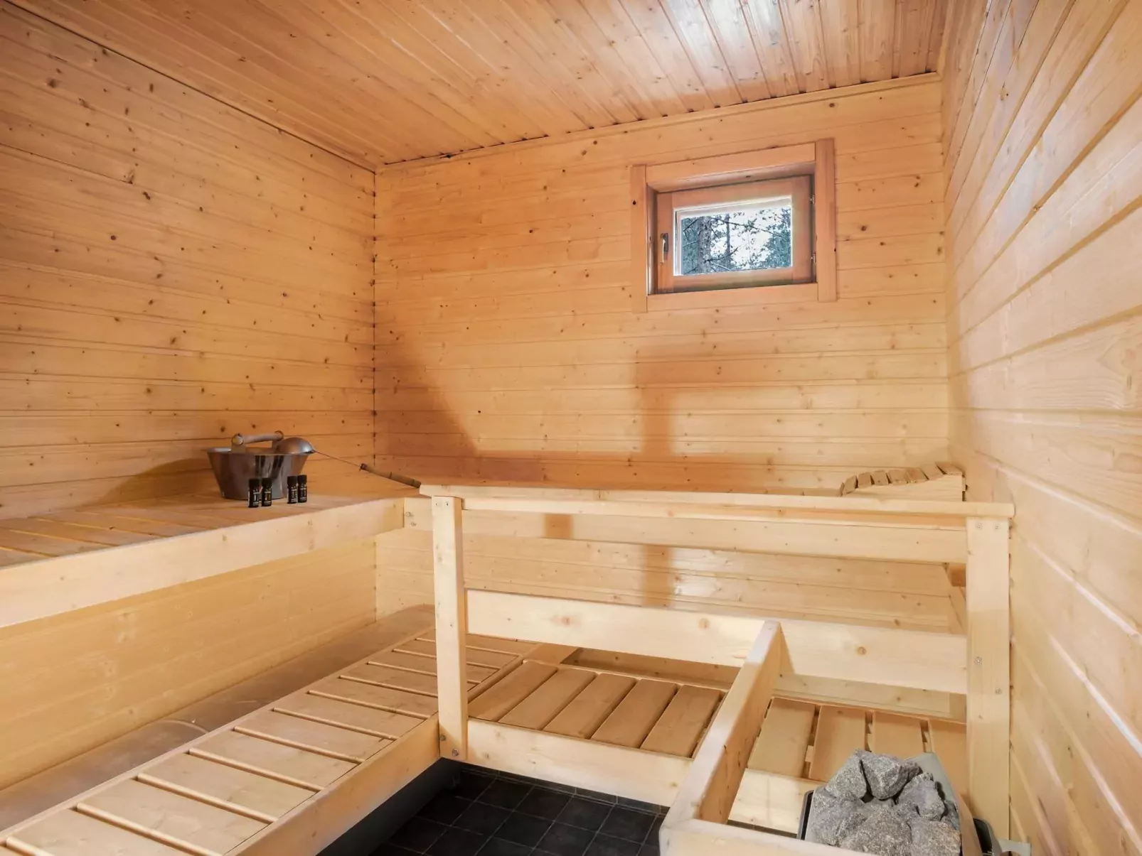 Kevätruska b-Inside