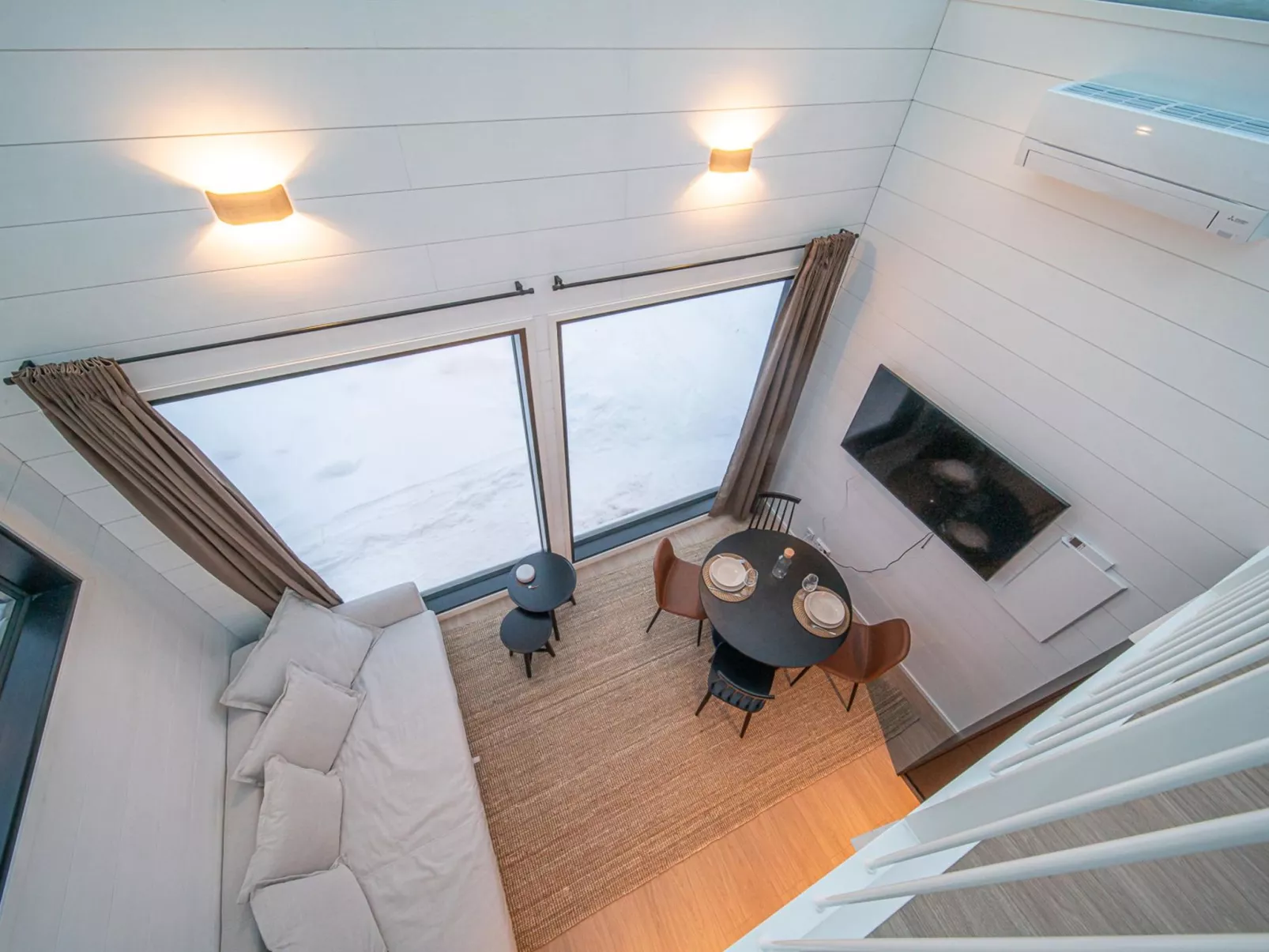 Levi sky iglo incl. hot tub-Inside