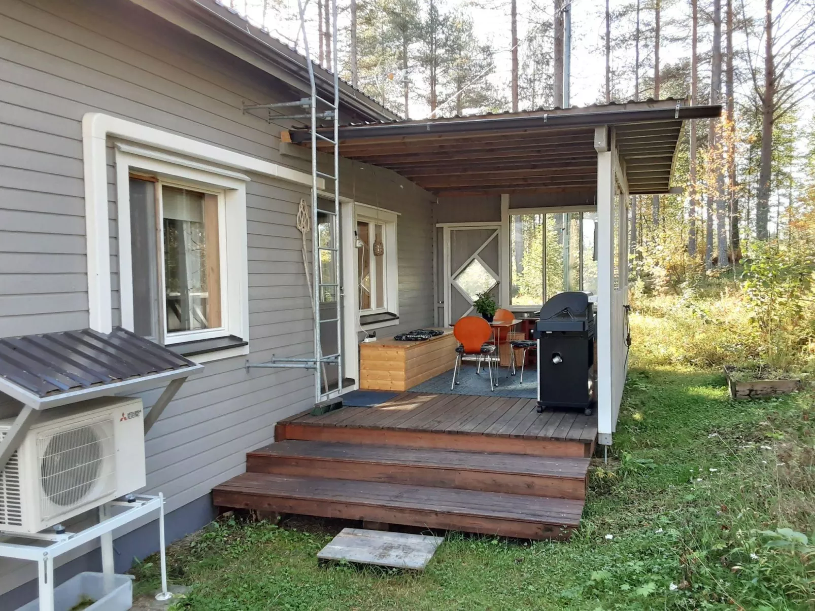 Mokko-mökki-Outside