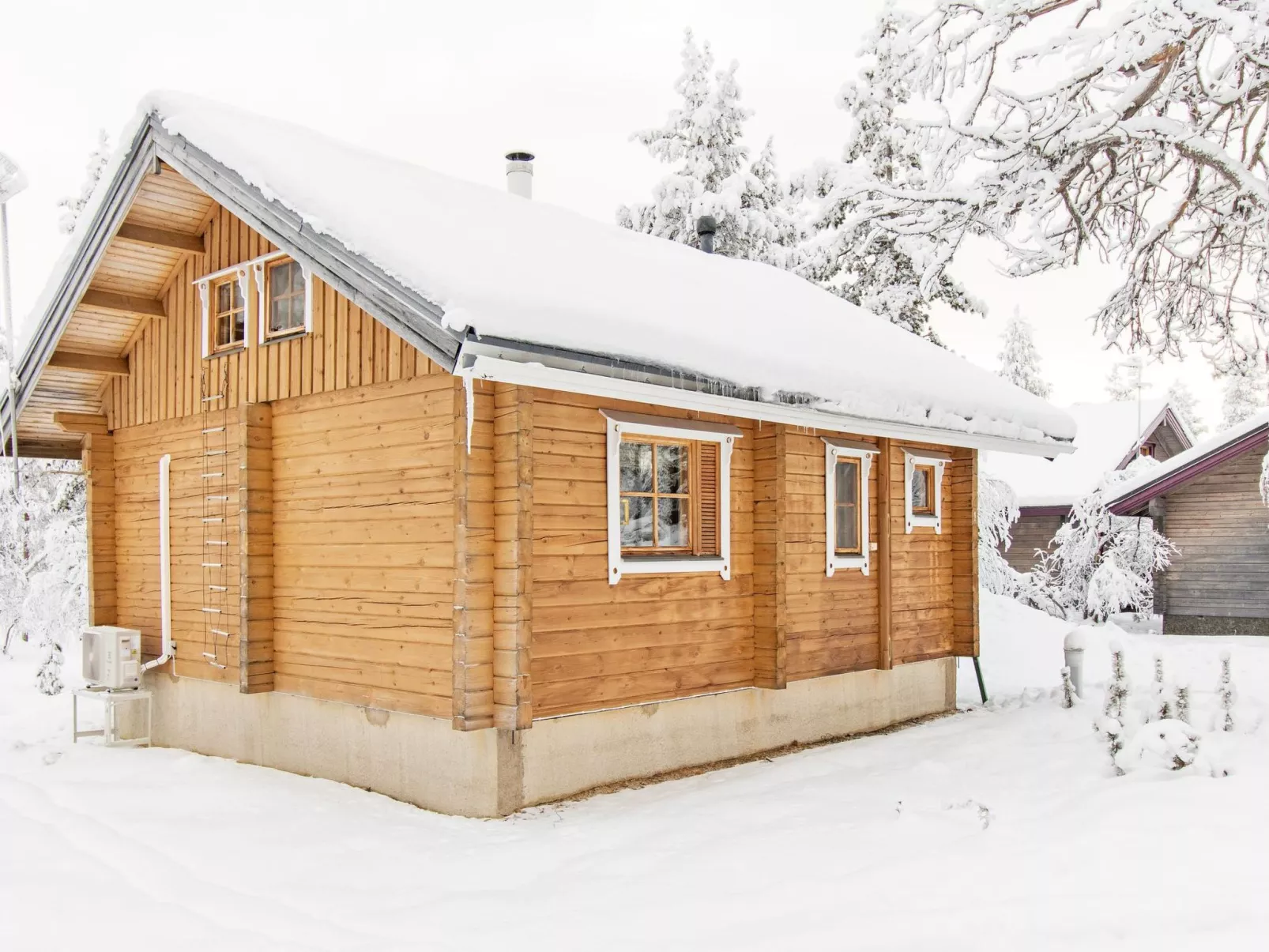 Ressipysäkki 1-Outside