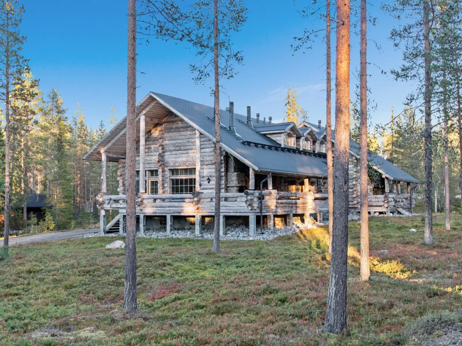 Luostakka small-Draußen