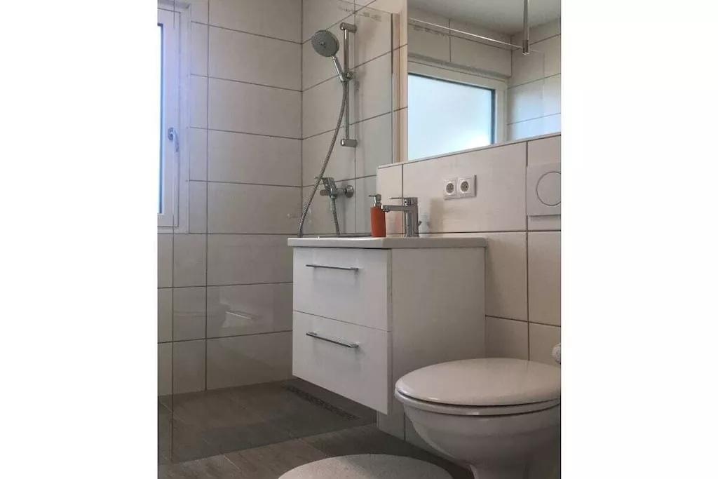 264828-Nicht getaggt
