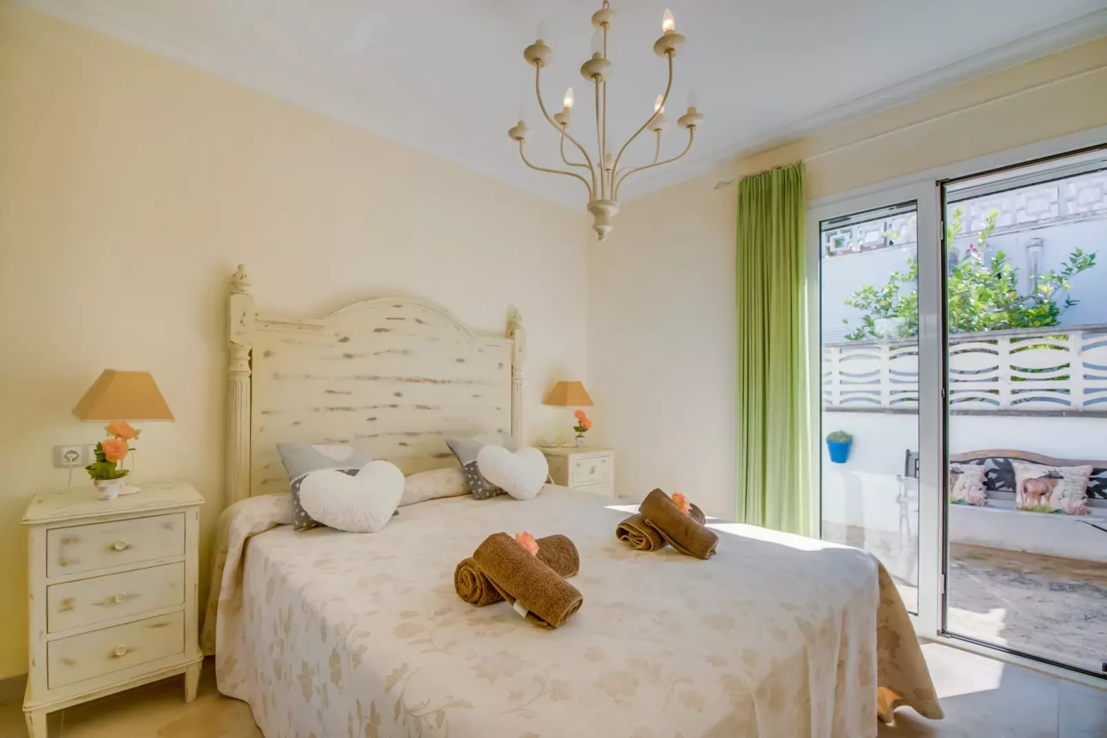 Adelfa-Bedroom