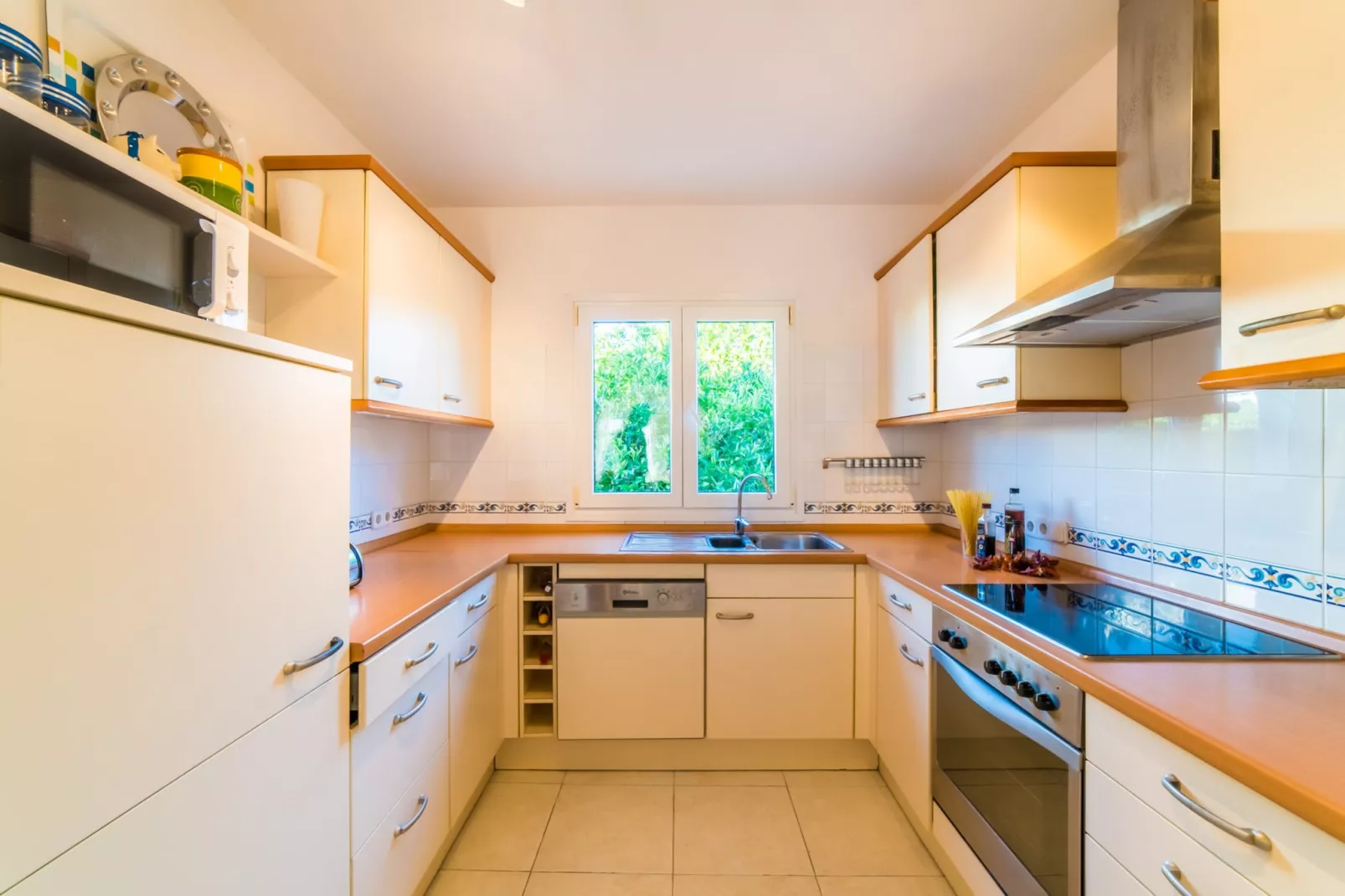 Casa Bel-Kitchen