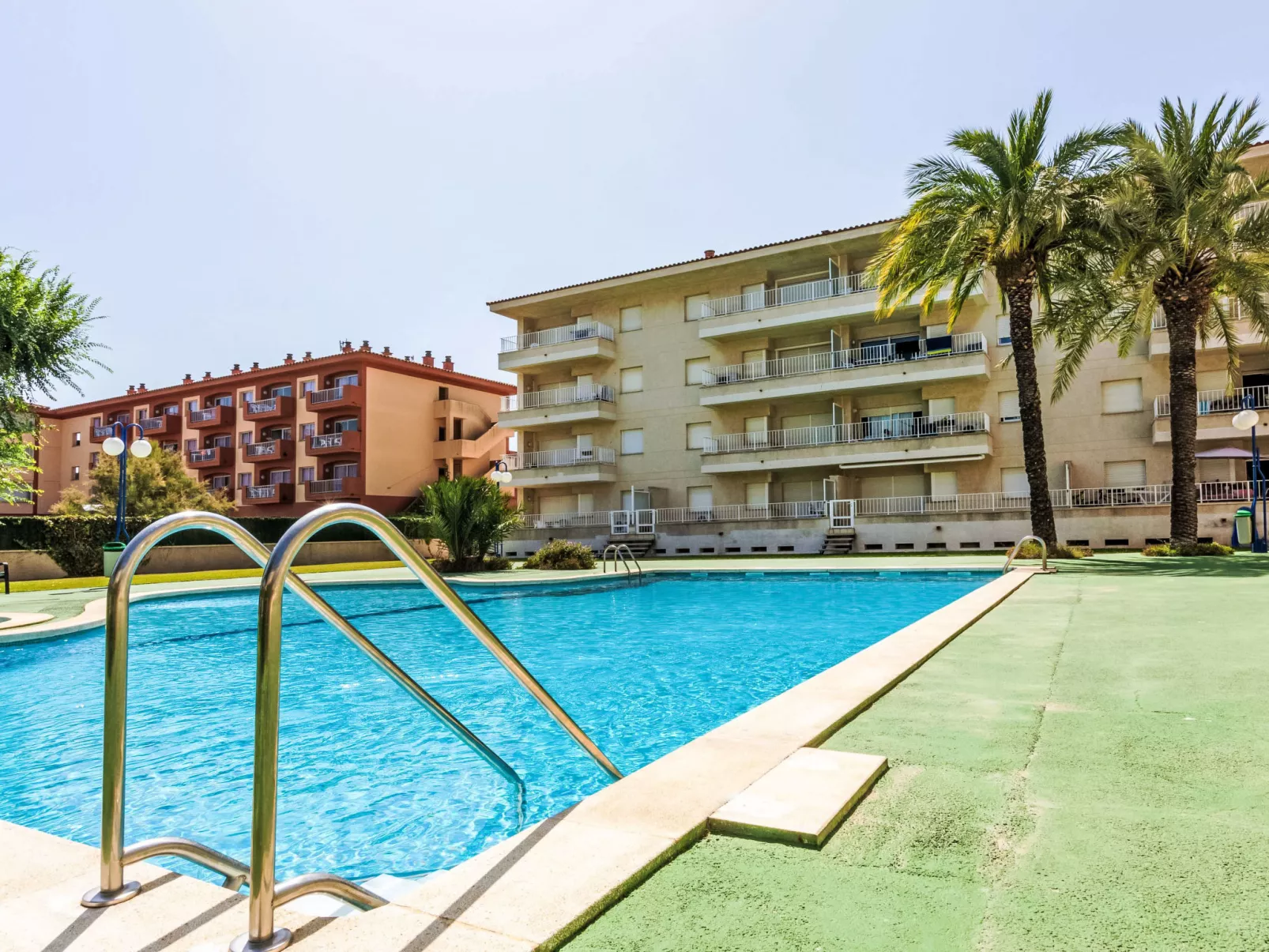 Apartaments Blau Mar-Outside