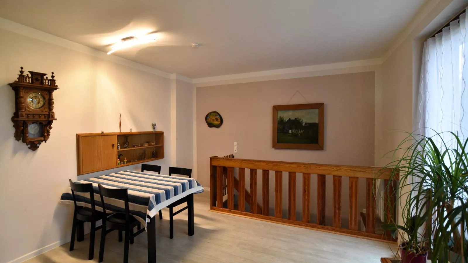 Hecht-Dining room