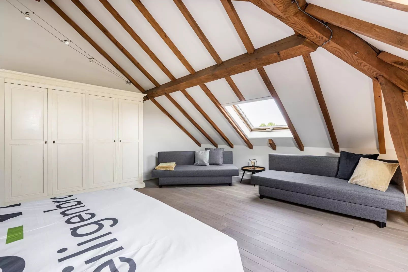Hoeve Heiligenbron met tweepersoonsstudio-Chambre