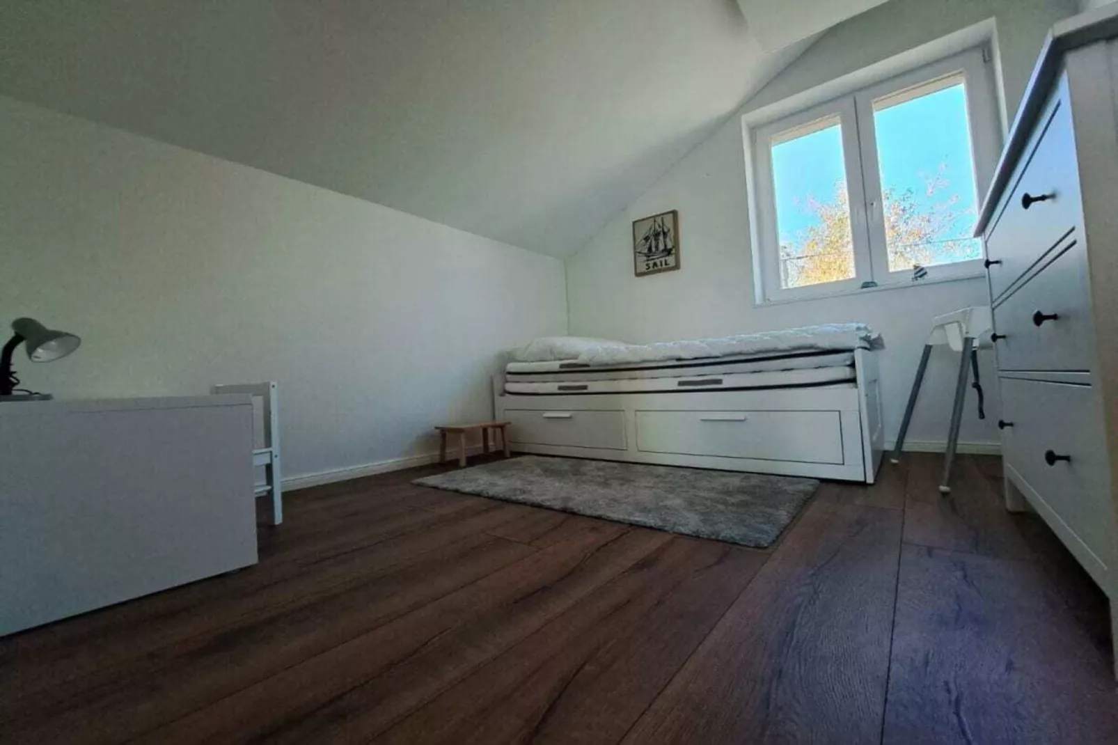 530377-Bedroom