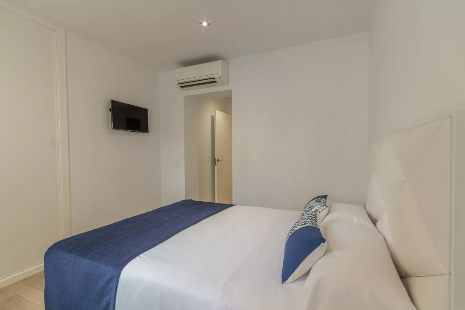 Miquel Santandreu 40, TownHouse 5StarsHome Mallorc-Schlafzimmer