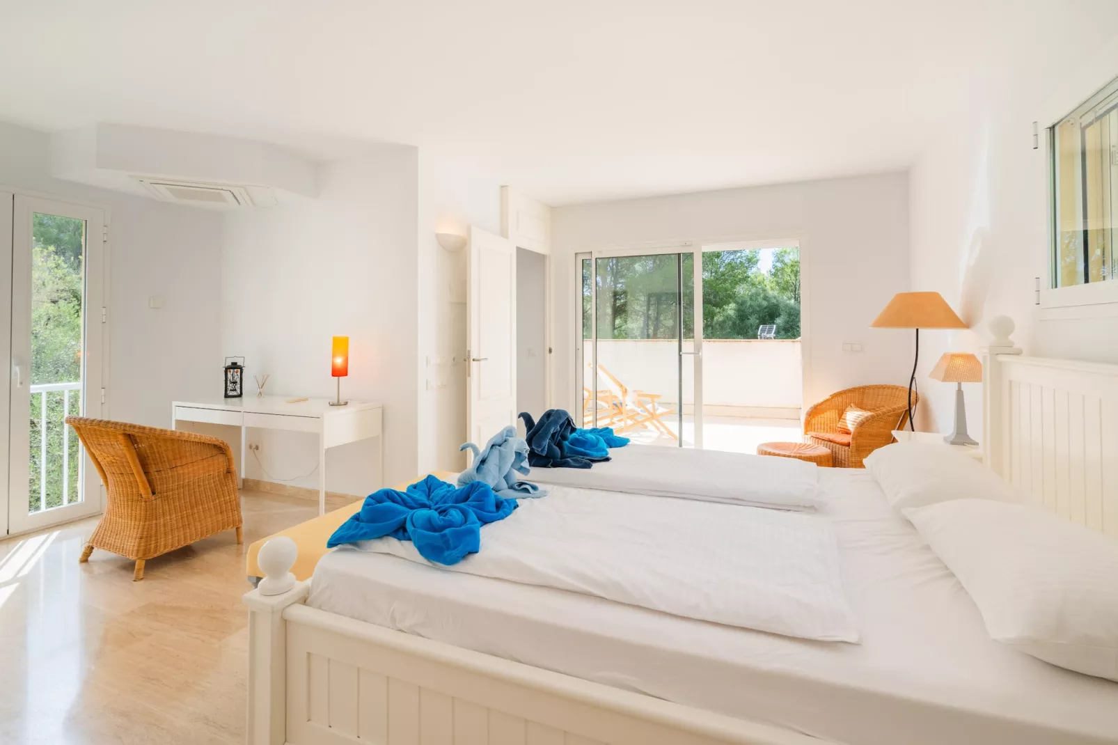 Orkira, Villa 5StarsHome Mallorca-Schlafzimmer