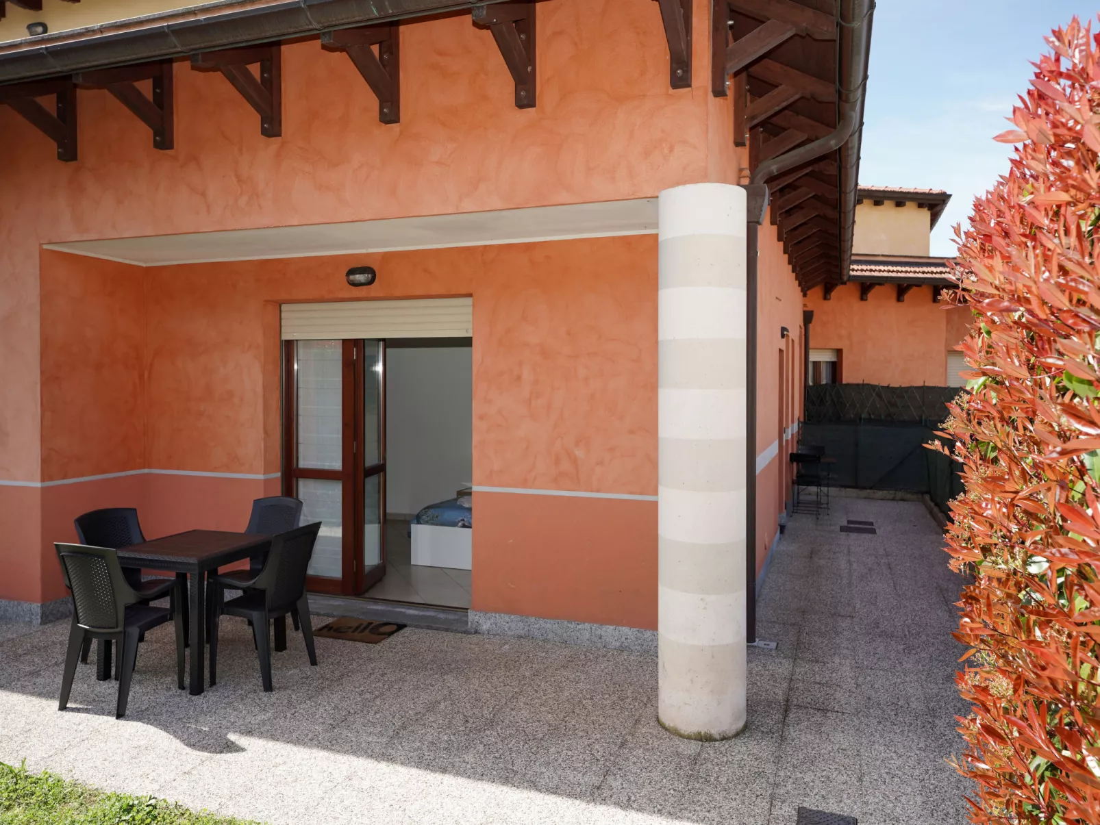 Cà Silvio-Outside