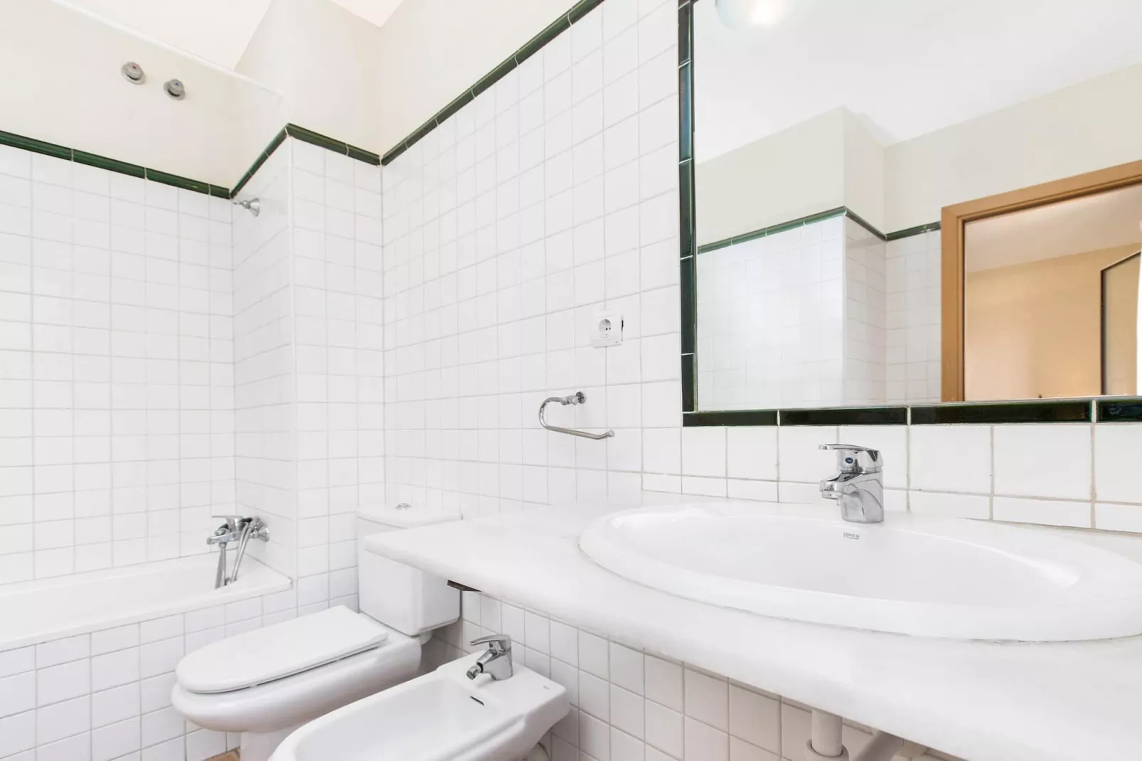 Mas Pinell 44-Bathroom
