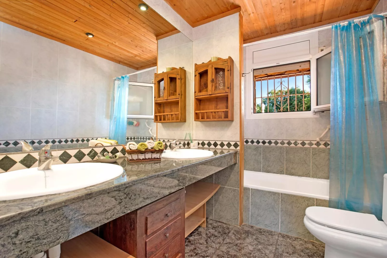 BellaVista-Bathroom