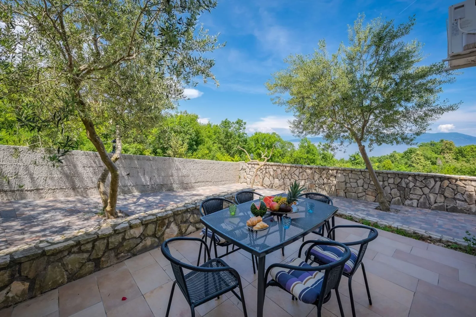 Lara 4 - Shared Pool, Sauna, Jacuzzi-Terrassenbalkon