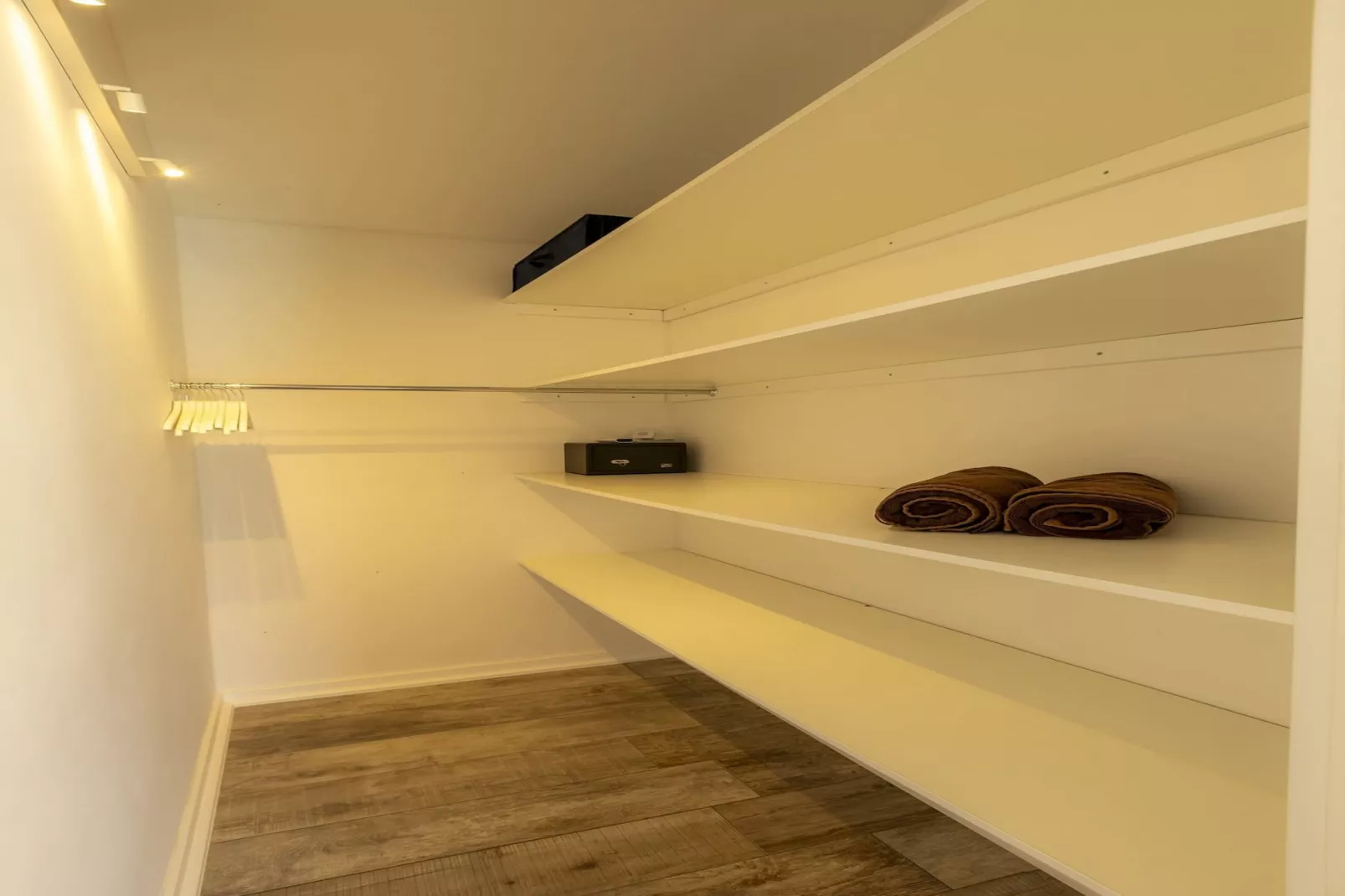 Red House Trget - Your Private Wellness-Schlafzimmer