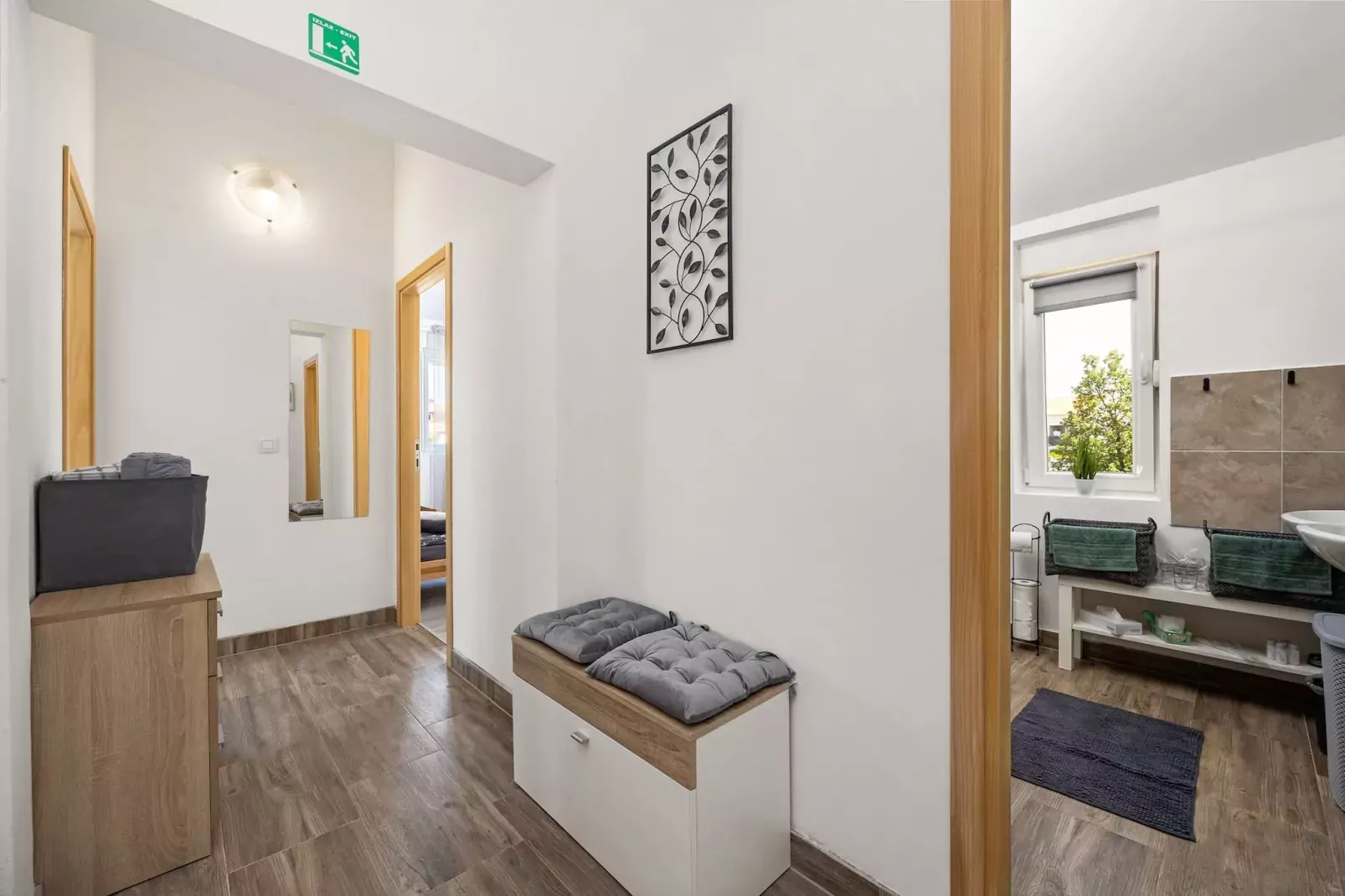 Villa Jakov with Private Pool-Landing