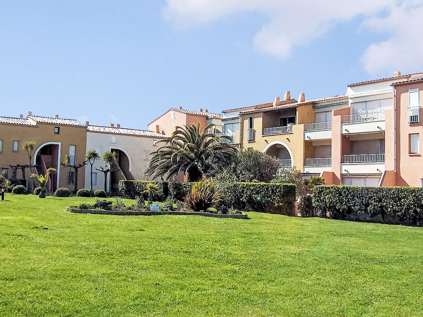 Les Maisons sur la Plage-Outside