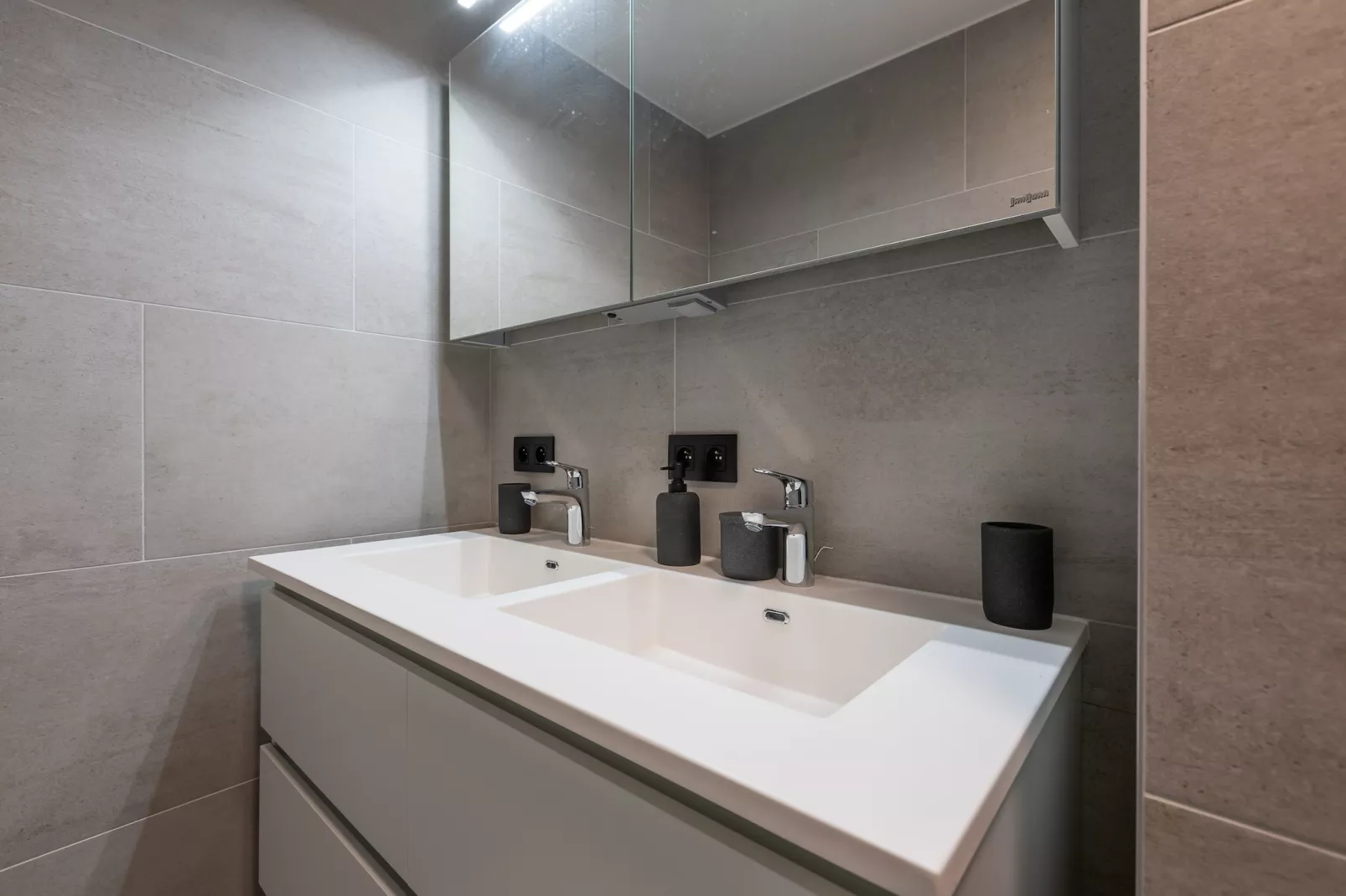 Green Lane The Sun  0401-Salle de bain