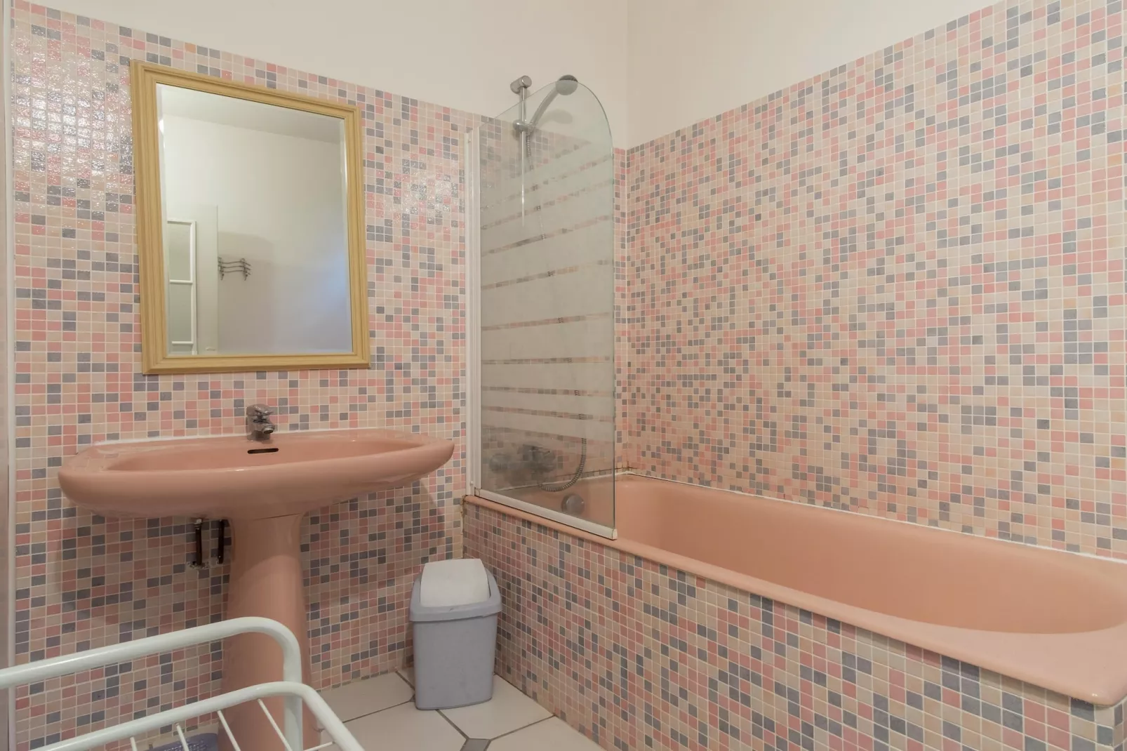 Gite 6 pers près de Châteauroux-Badezimmer