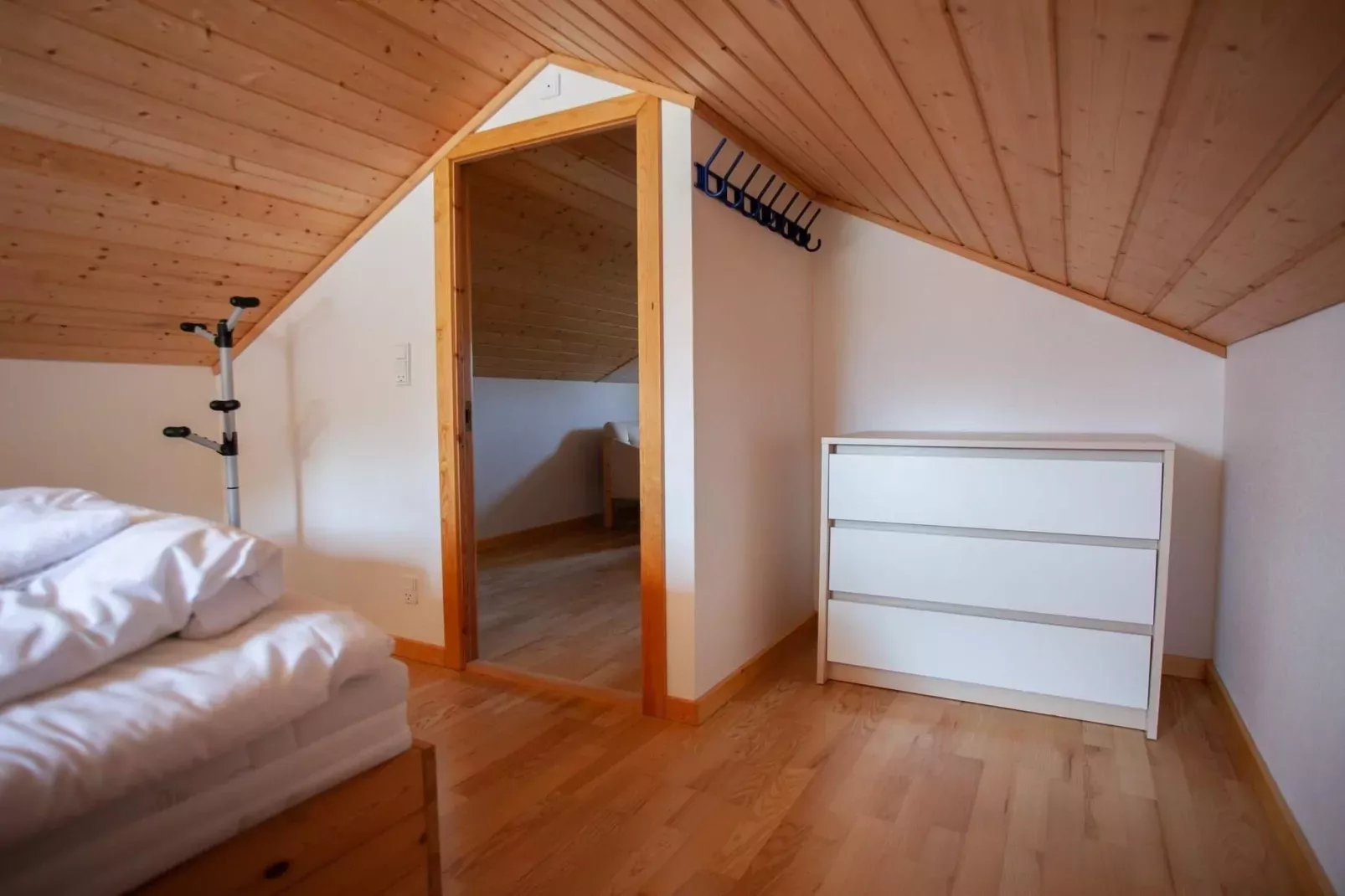 Idyllic holiday home with private garden-Indoor