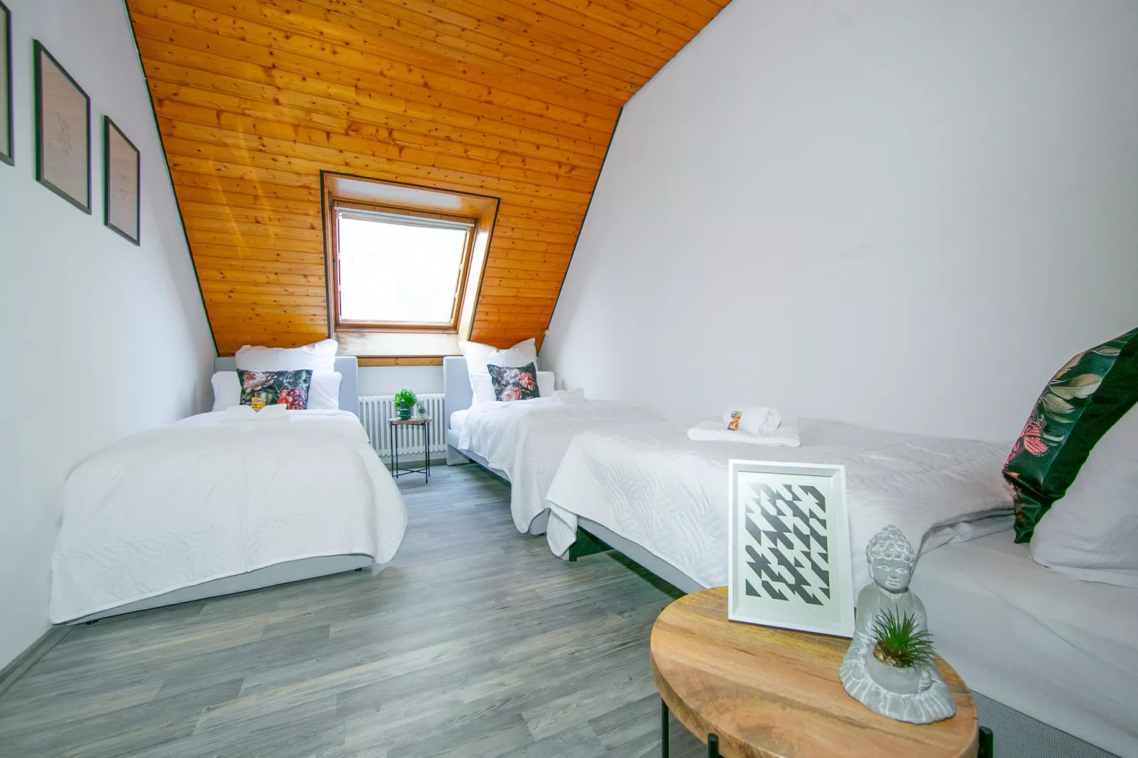 Villa Weitersburg mit indoor Pool-Bedroom