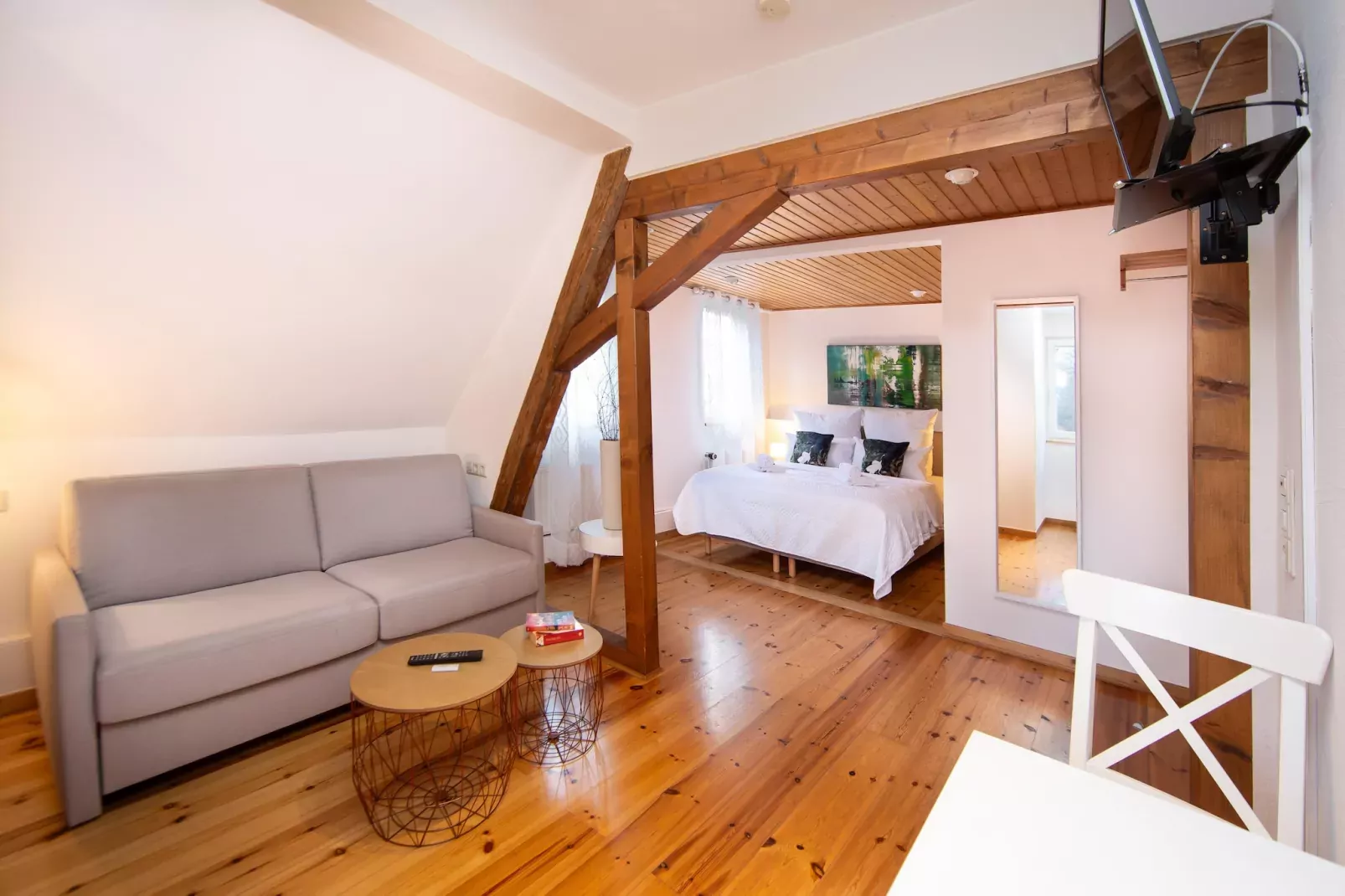 Weingut Mühlenschenke mit Weinkeller-Chambre