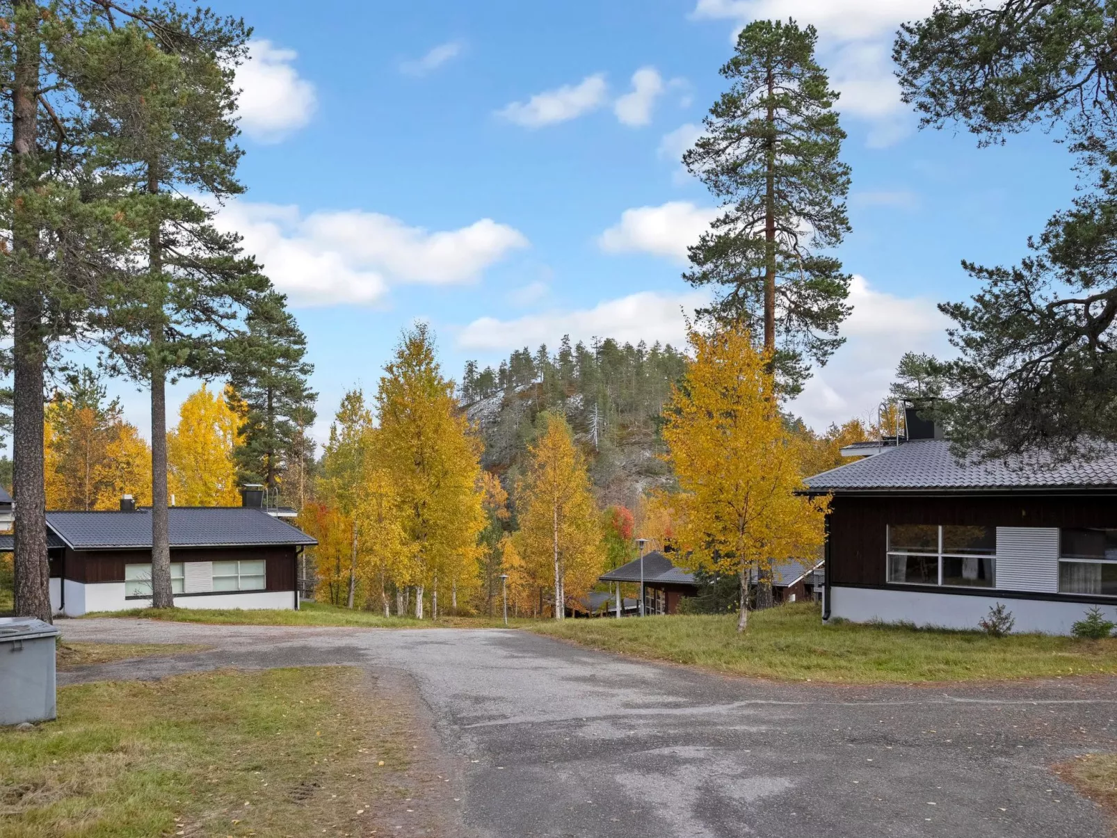 Valkeisrinne m1-Outside