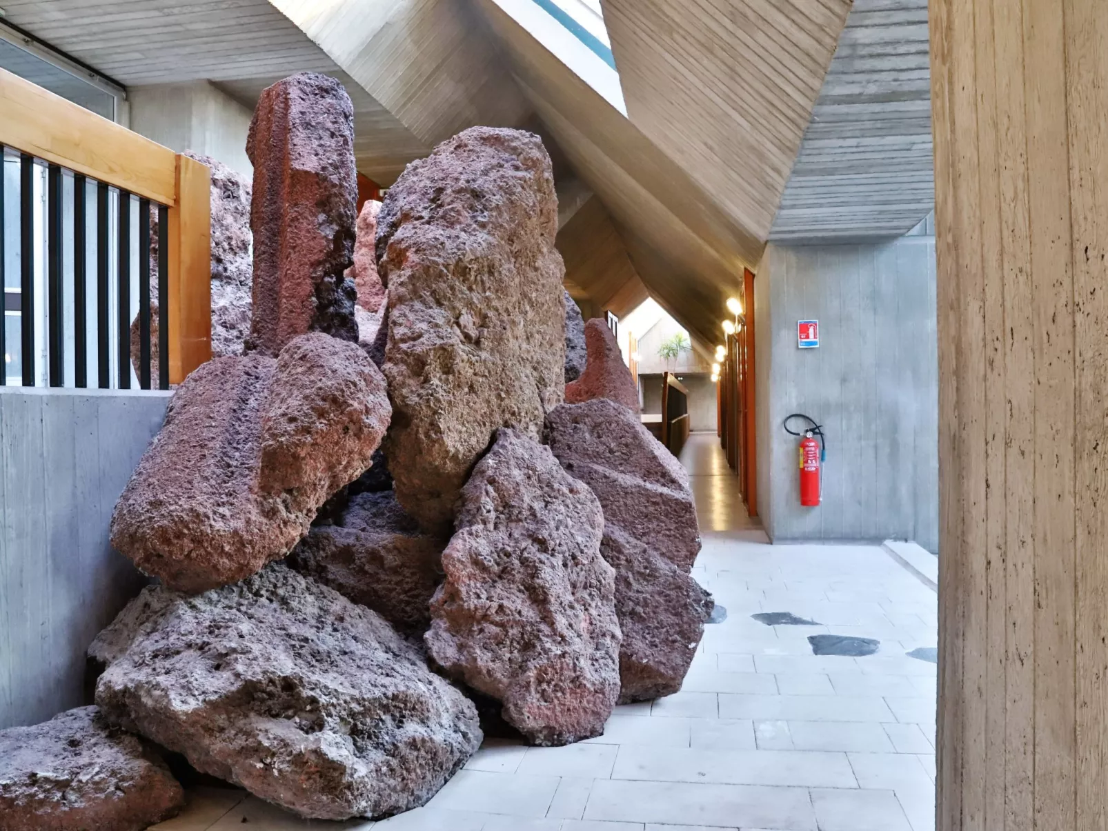 Le Vallon-Inside